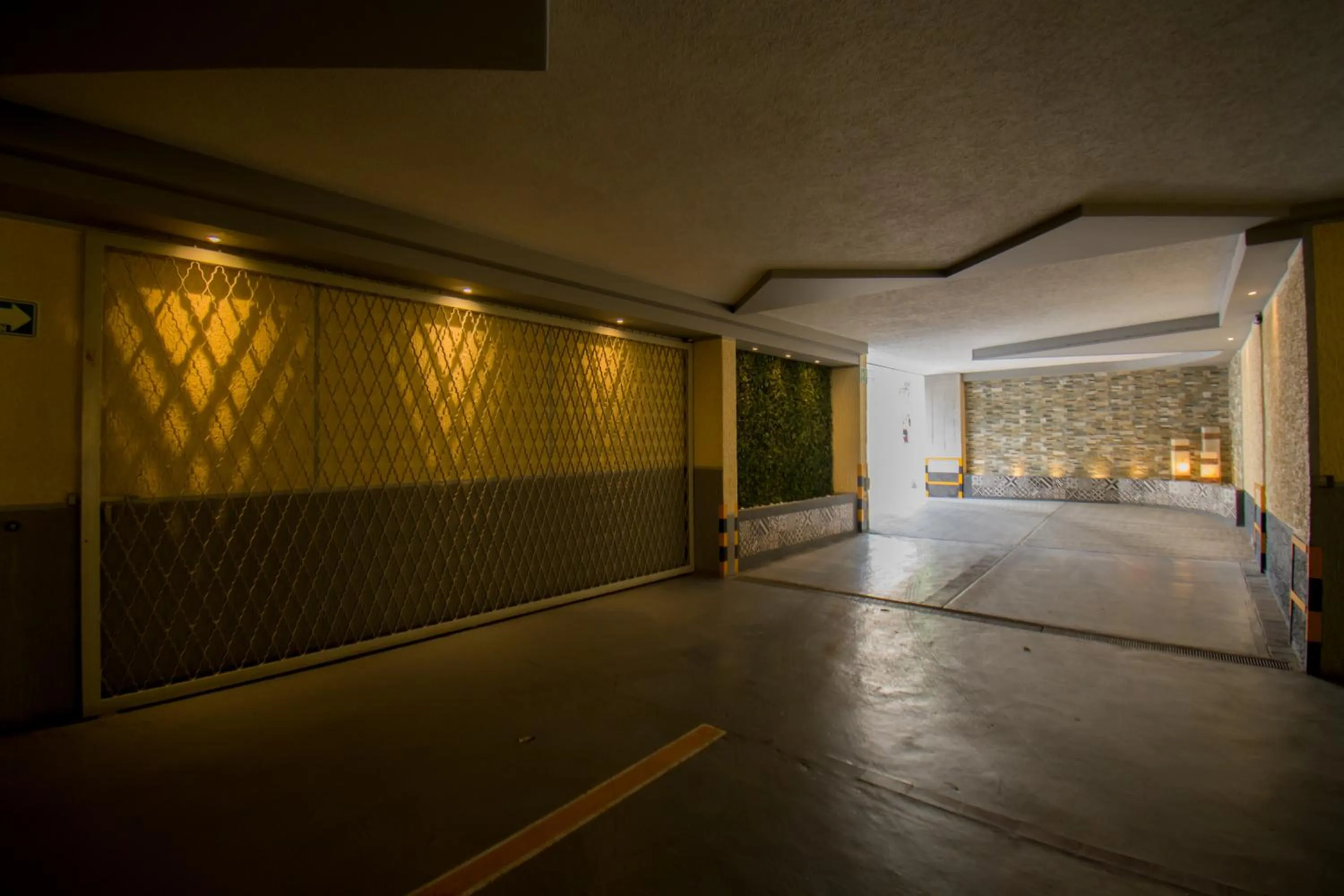 Parking in Hotel Catalina