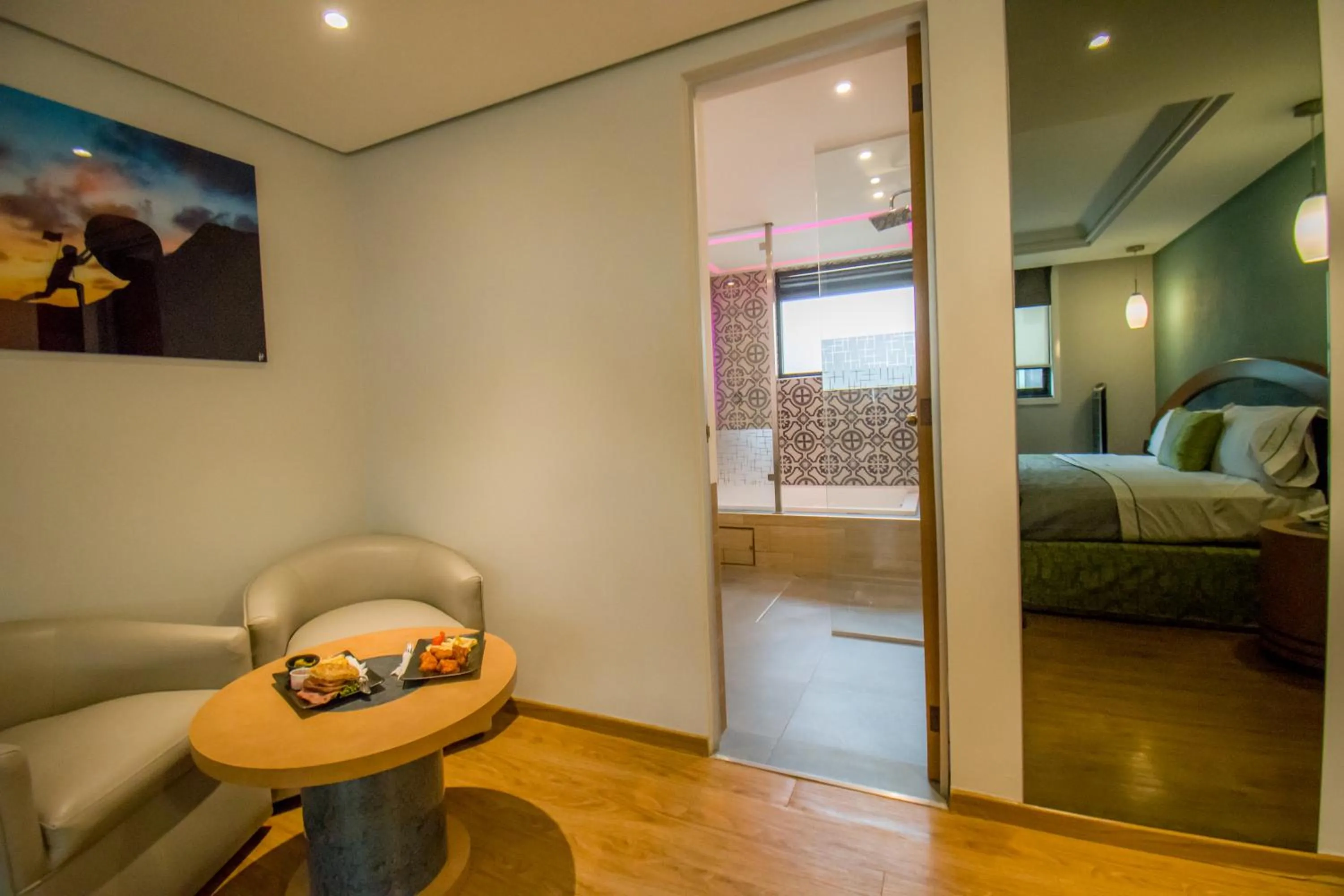 Bath in Hotel Catalina