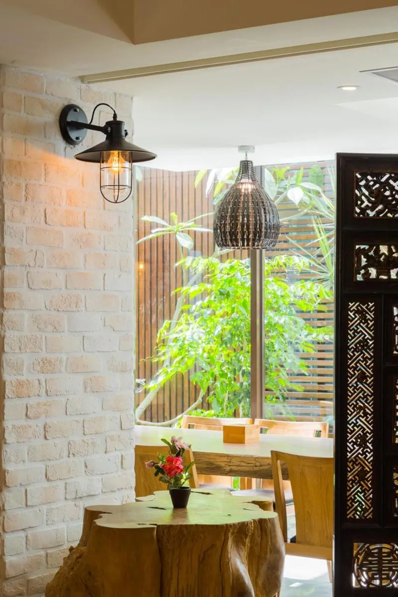 Seating area in Lan Kwai Fong Garden Hotel