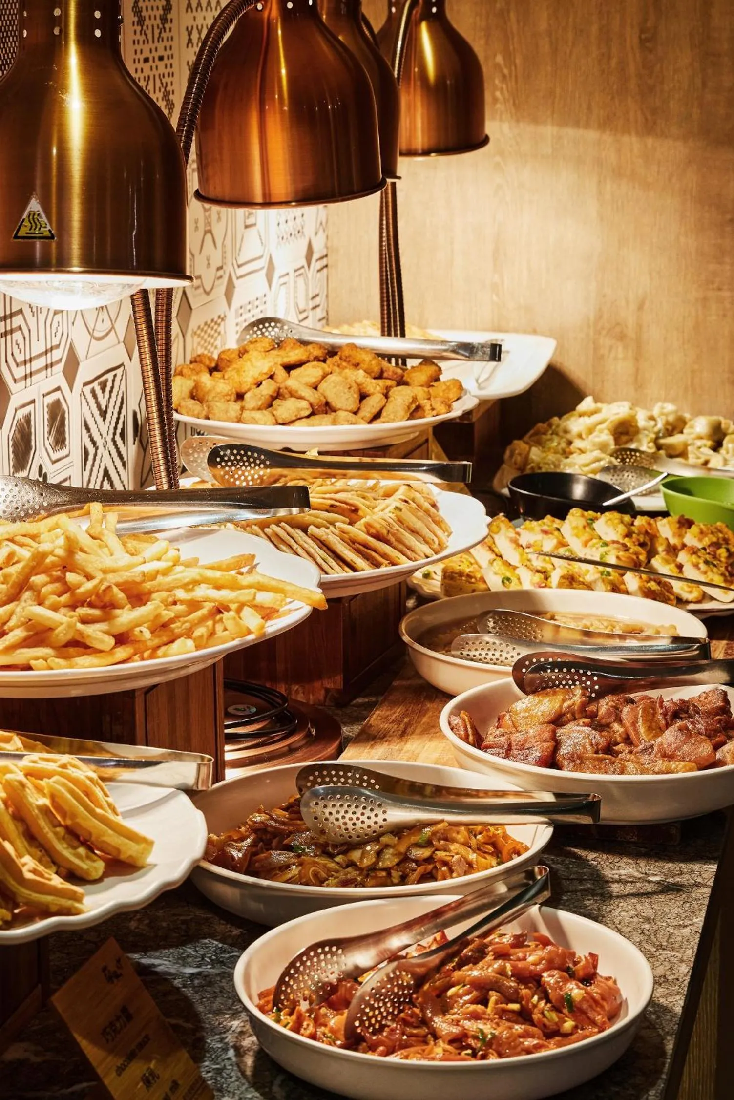 Restaurant/places to eat in Lan Kwai Fong Garden Hotel