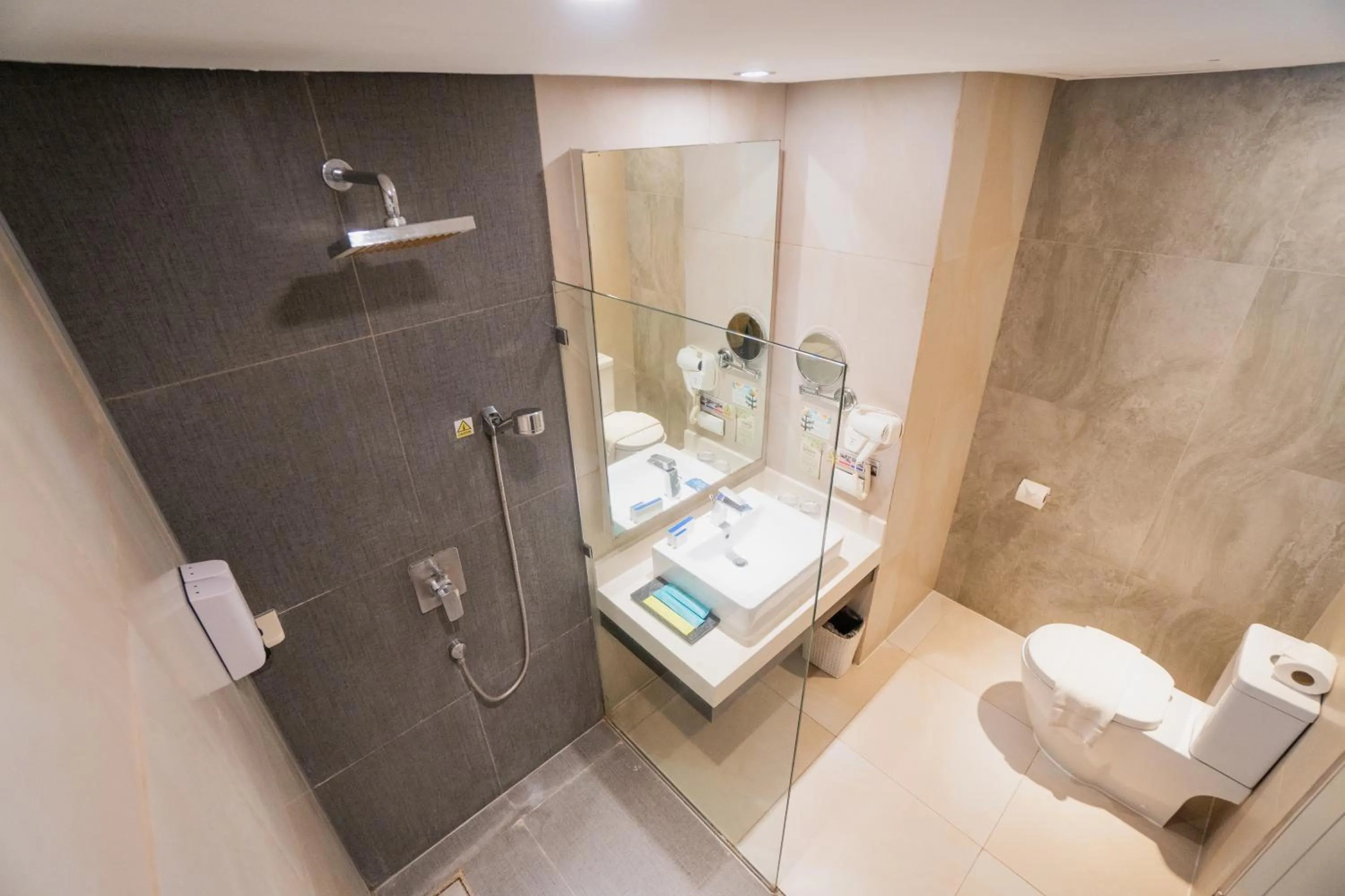 Bathroom in Solea Mactan Resort