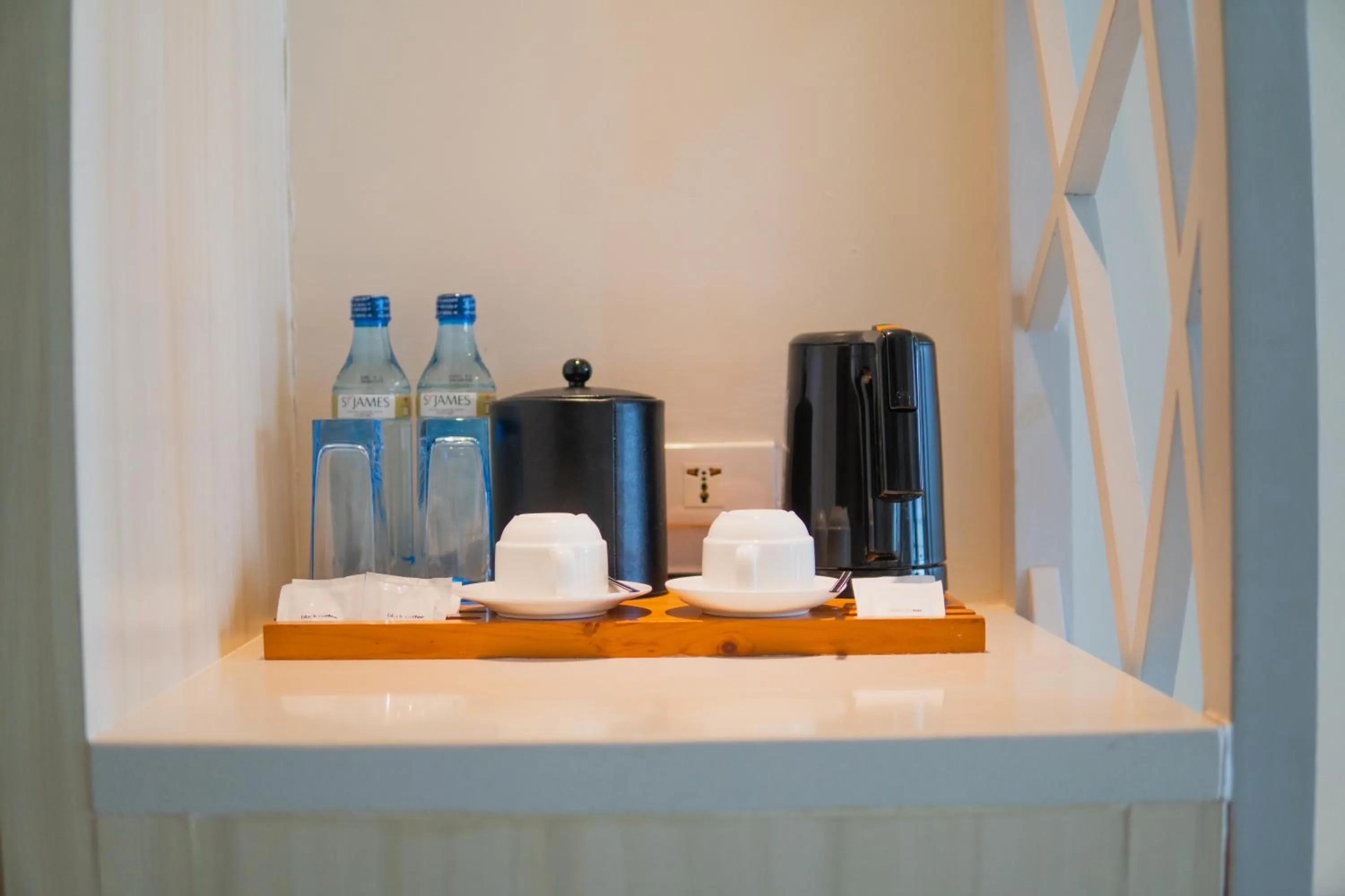Coffee/tea facilities in Solea Mactan Resort