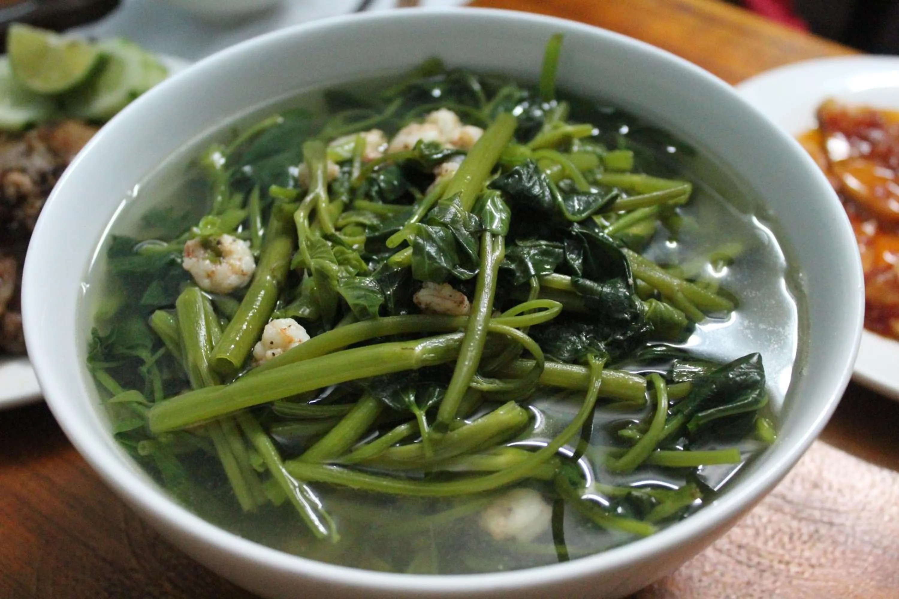 Food and drinks in Cham Island Smiles Homestay