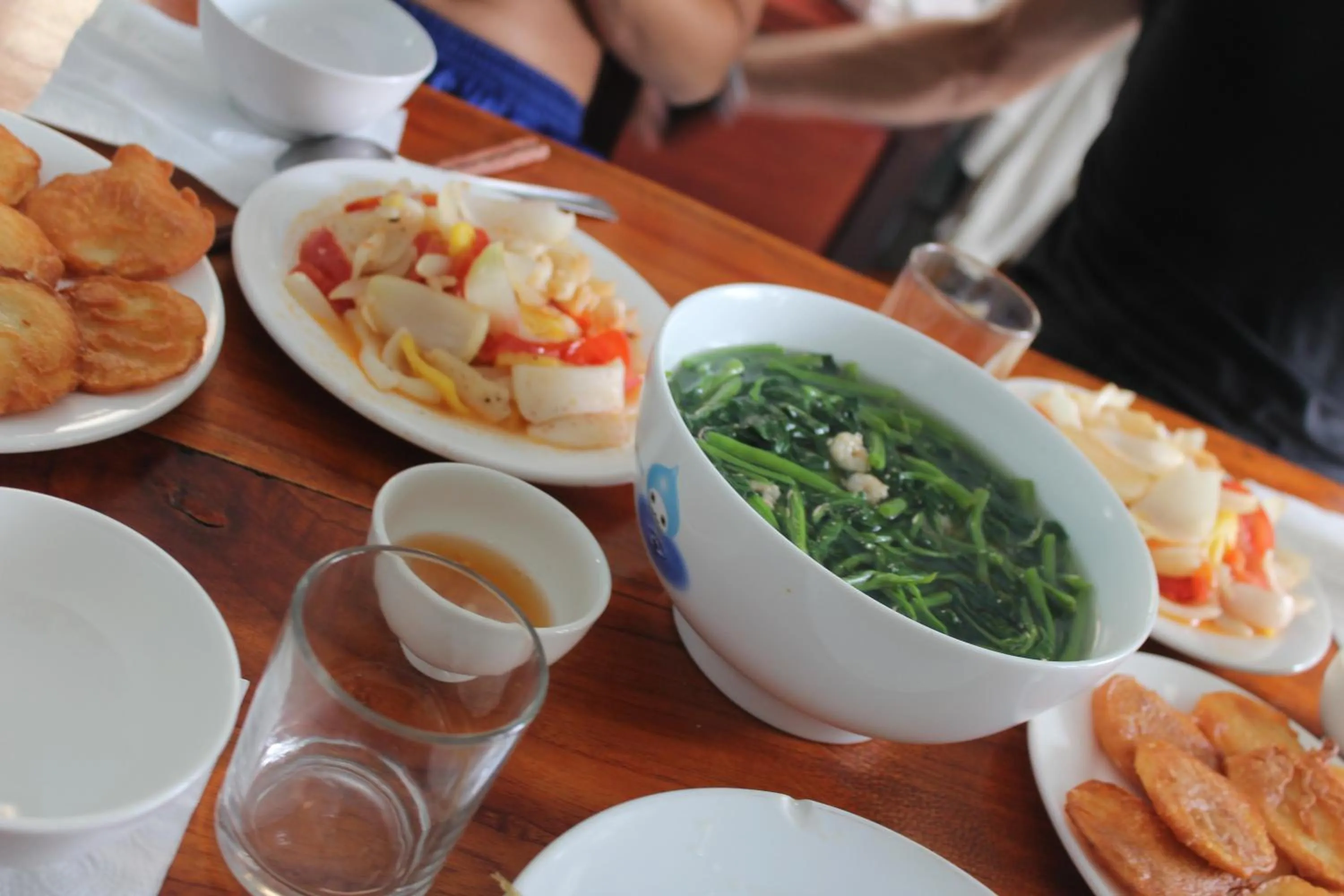 Food and drinks in Cham Island Smiles Homestay