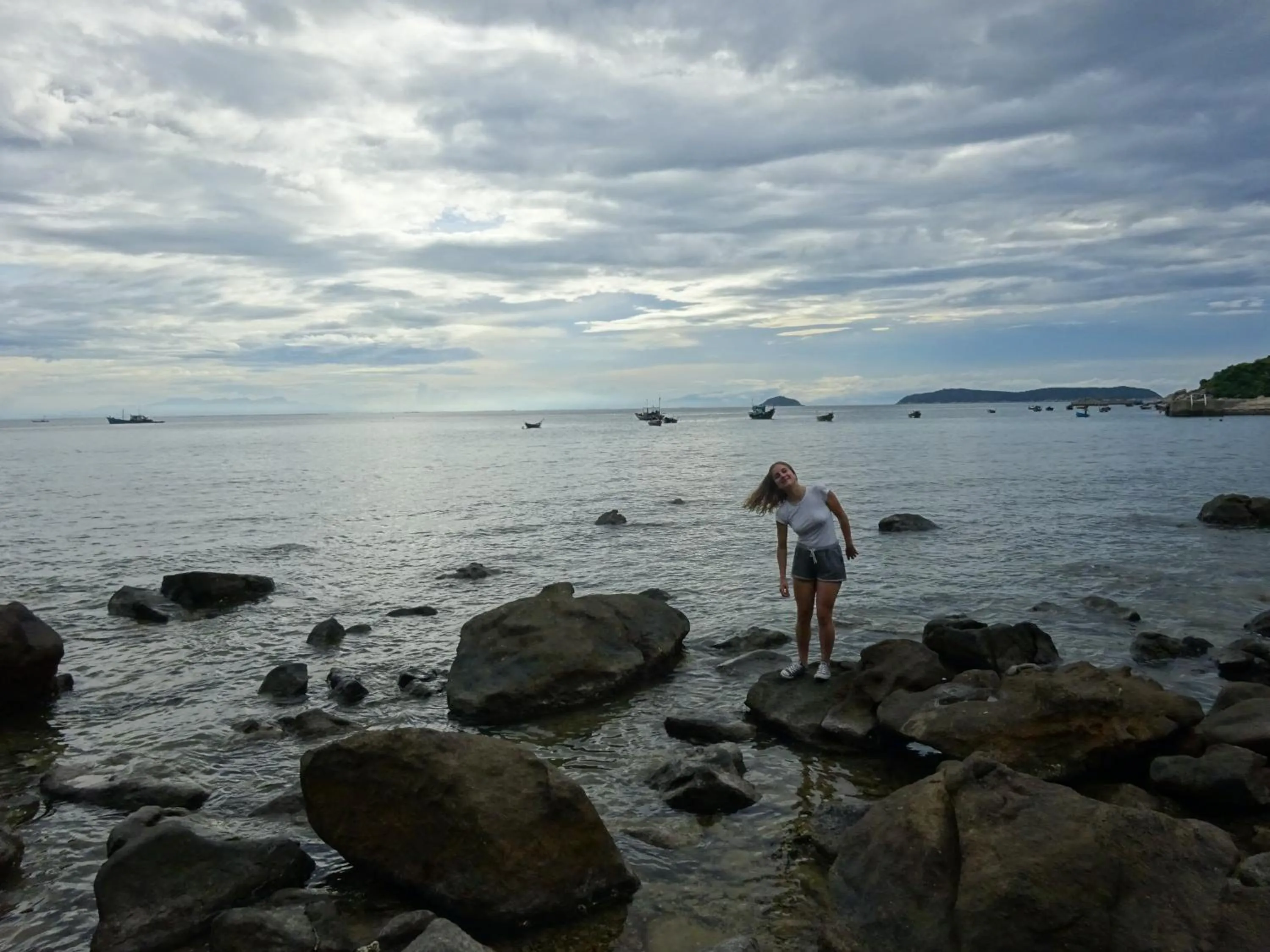 Beach in Cham Island Smiles Homestay