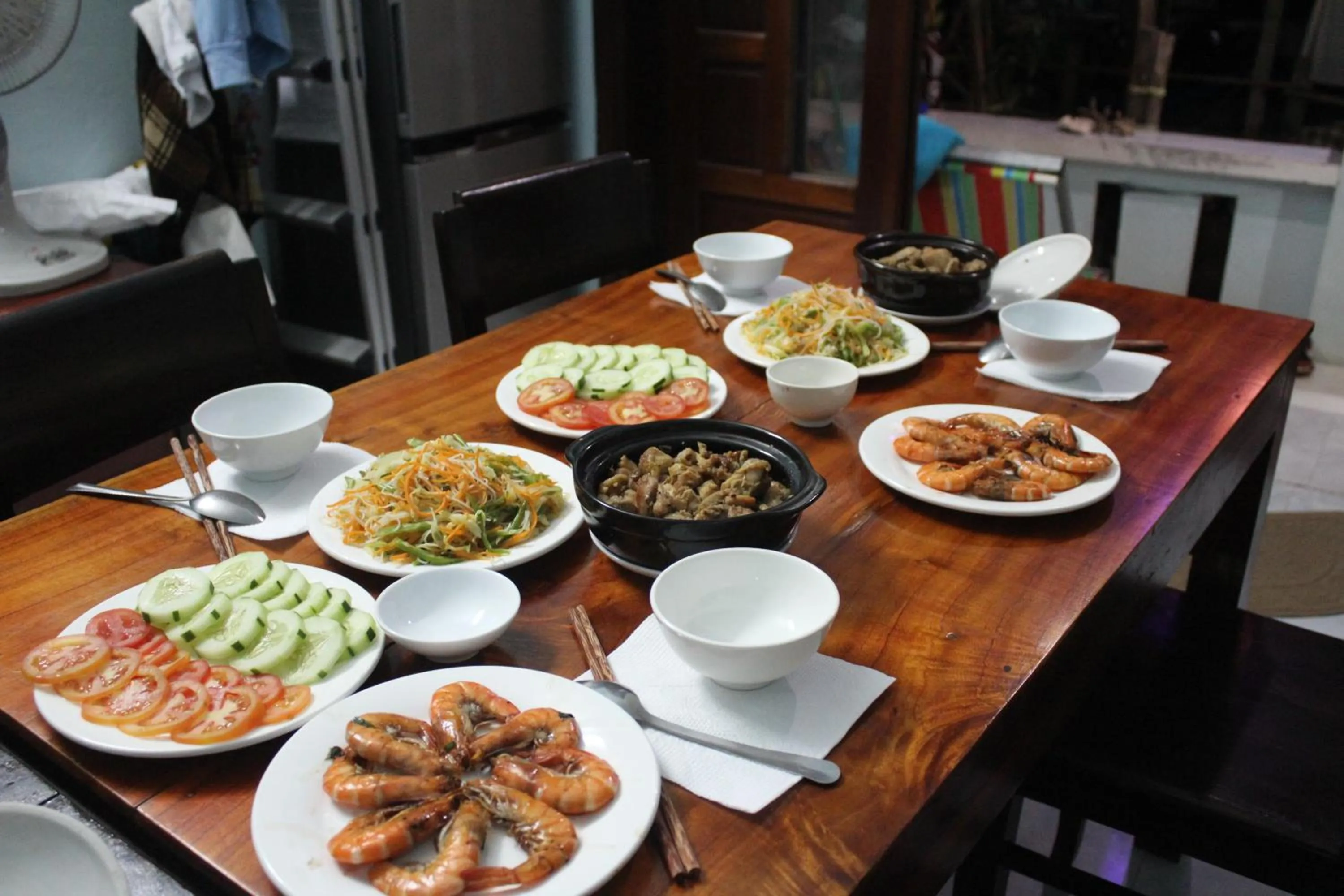 Food and drinks in Cham Island Smiles Homestay