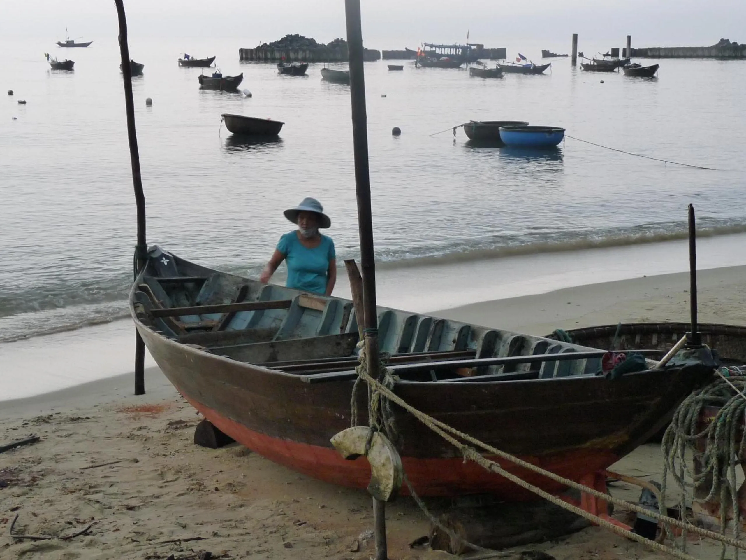 Beach in Cham Island Smiles Homestay