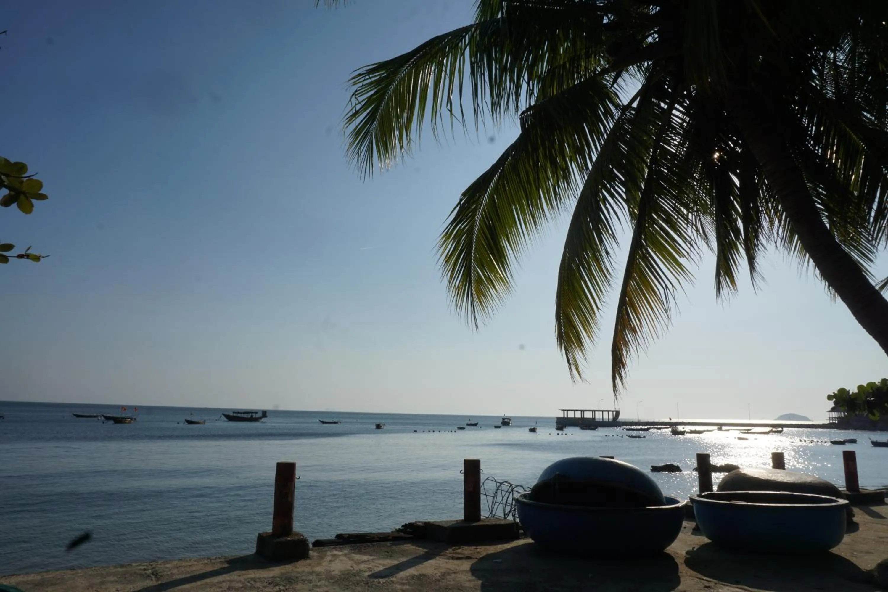 Beach in Cham Island Smiles Homestay