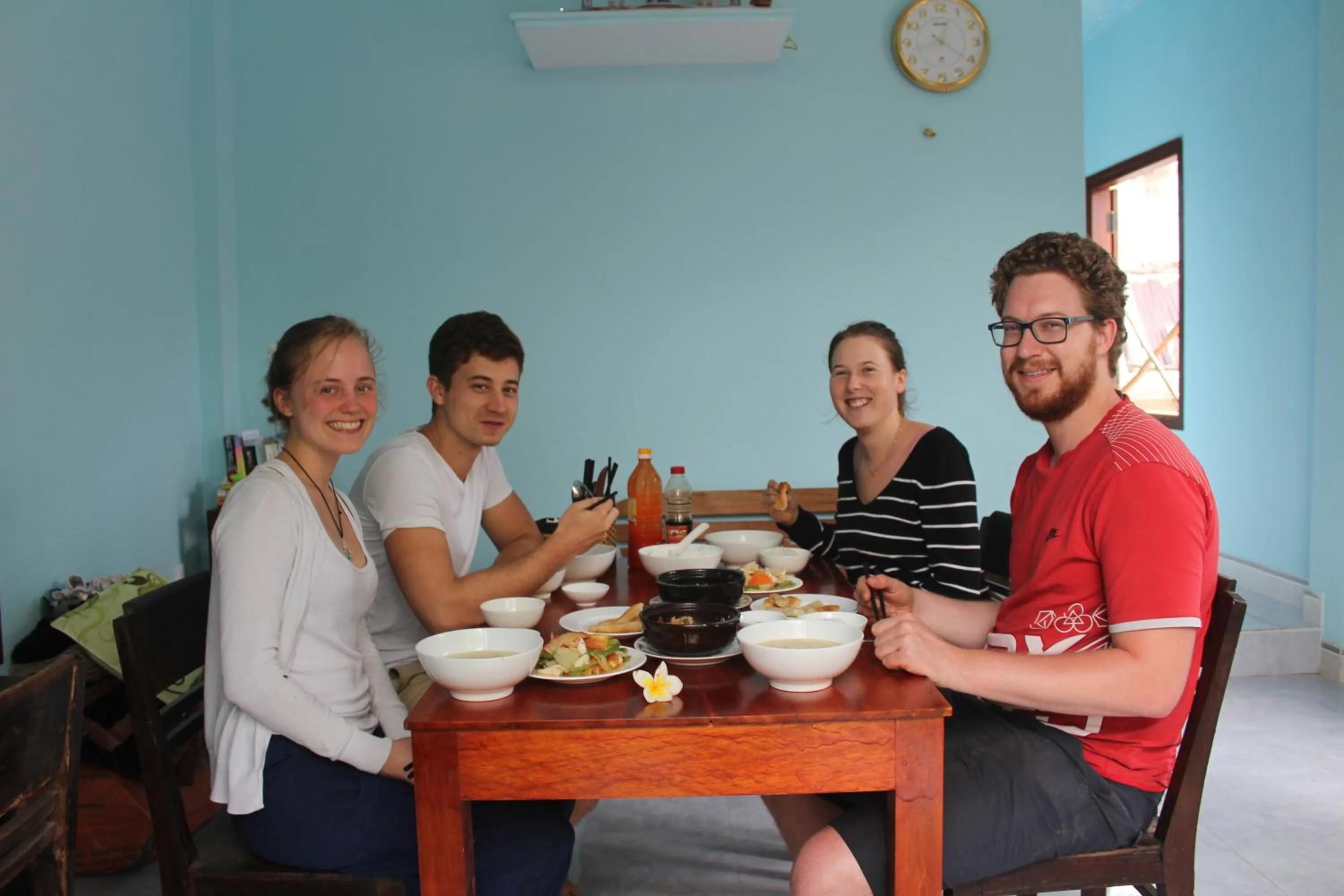 Restaurant/places to eat in Cham Island Smiles Homestay
