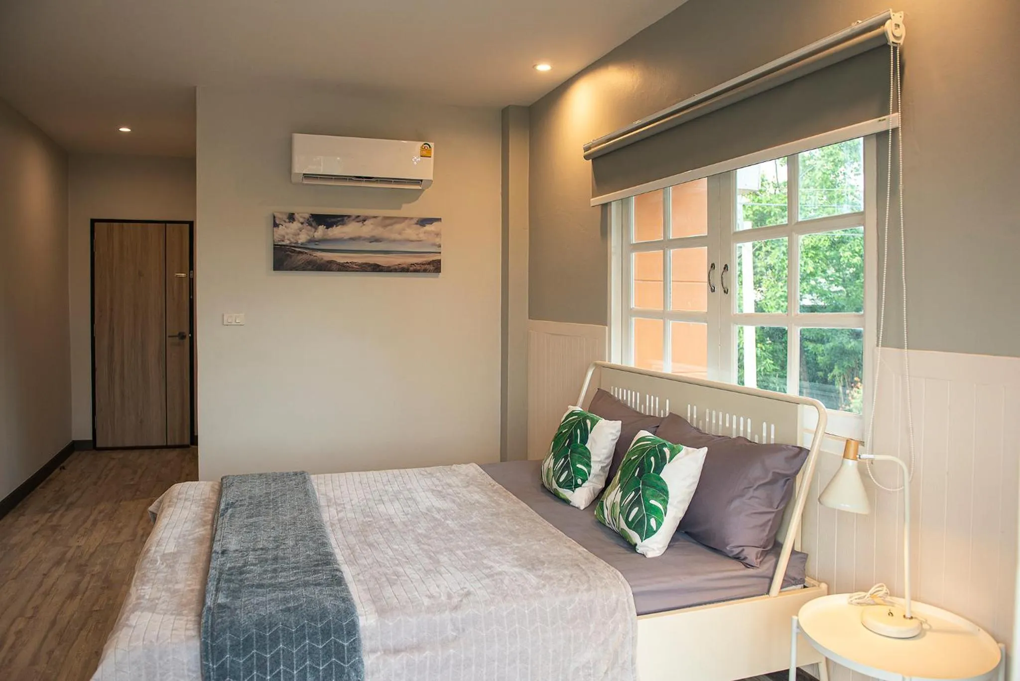 Photo of the whole room, Bed in I Rich Residence