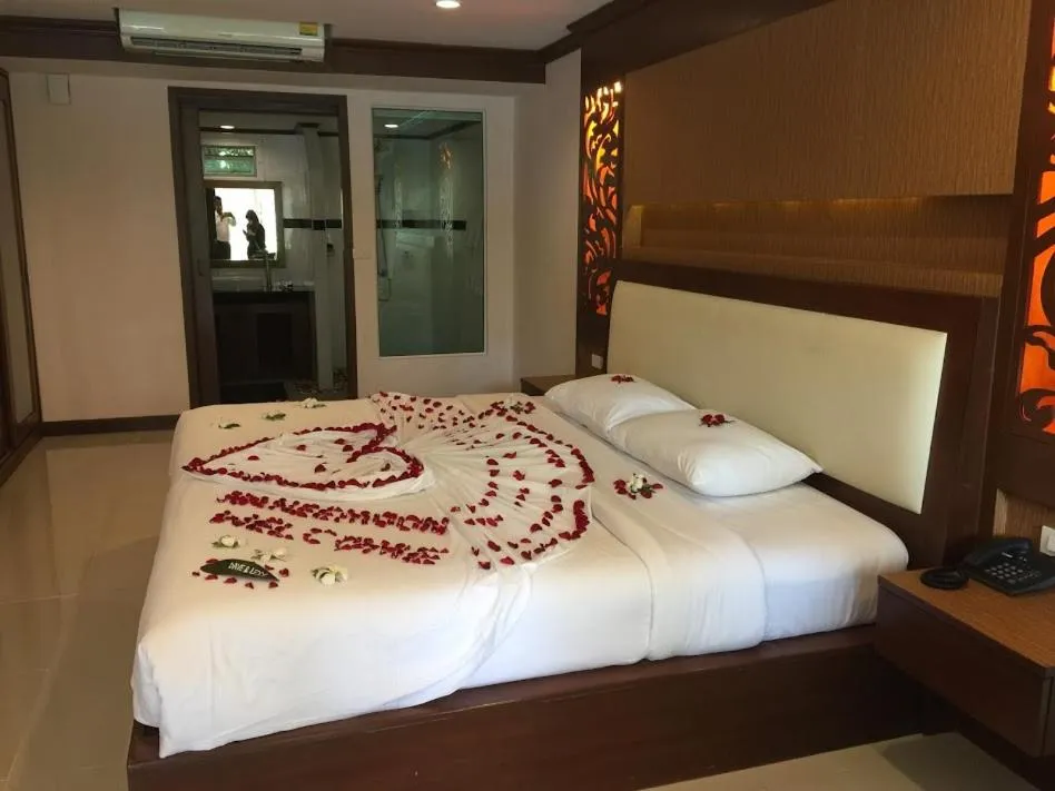 Bed in Chivatara Resort Bang Tao Beach Phuket - SHA