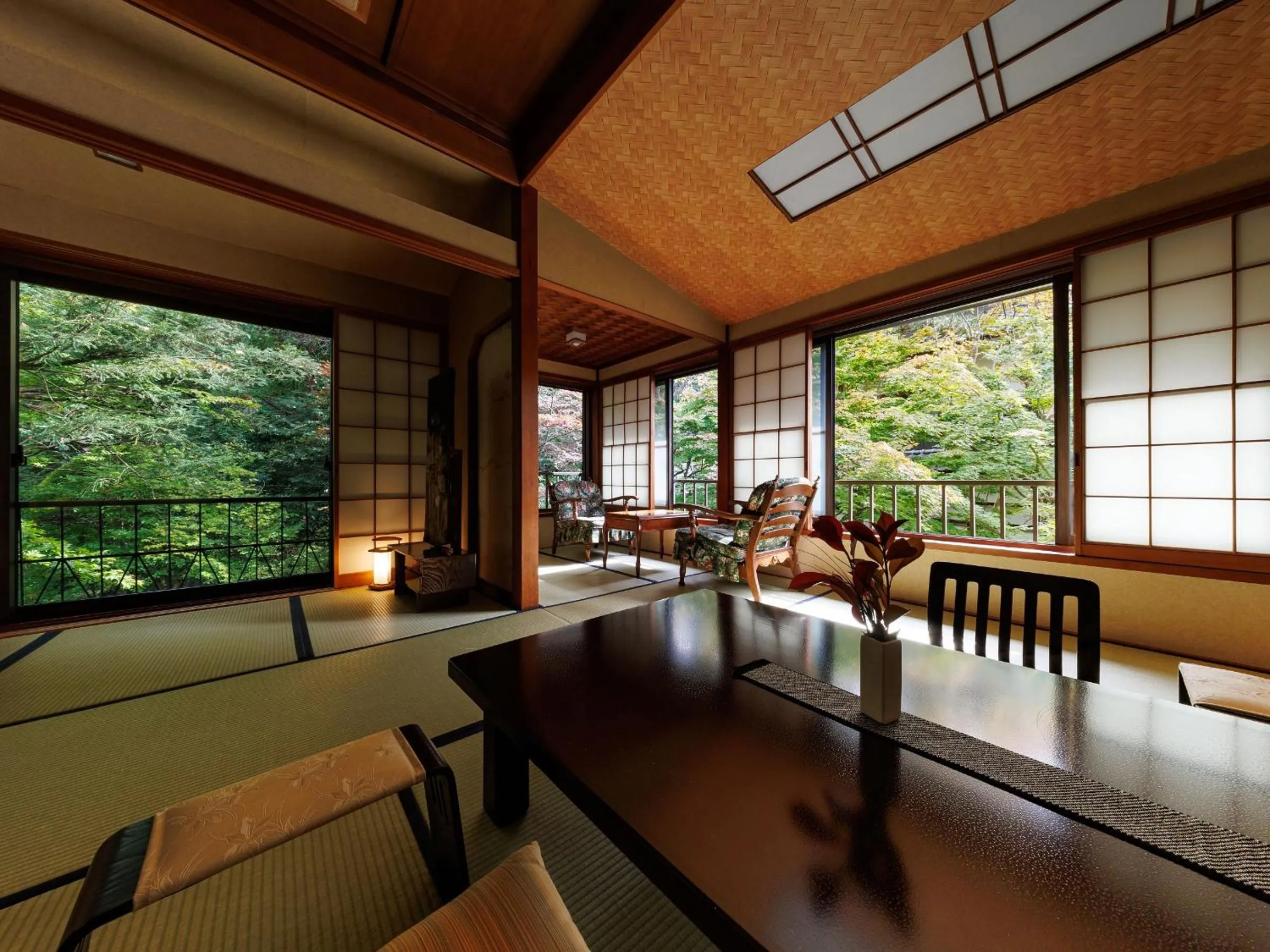 Garden in Suwa Grand Shrine Kameya Inn