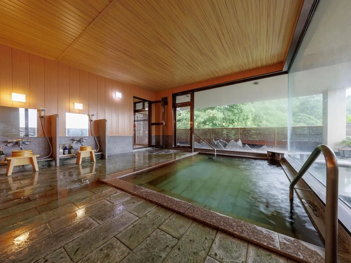 Hot Spring Bath in Suwa Grand Shrine Kameya Inn