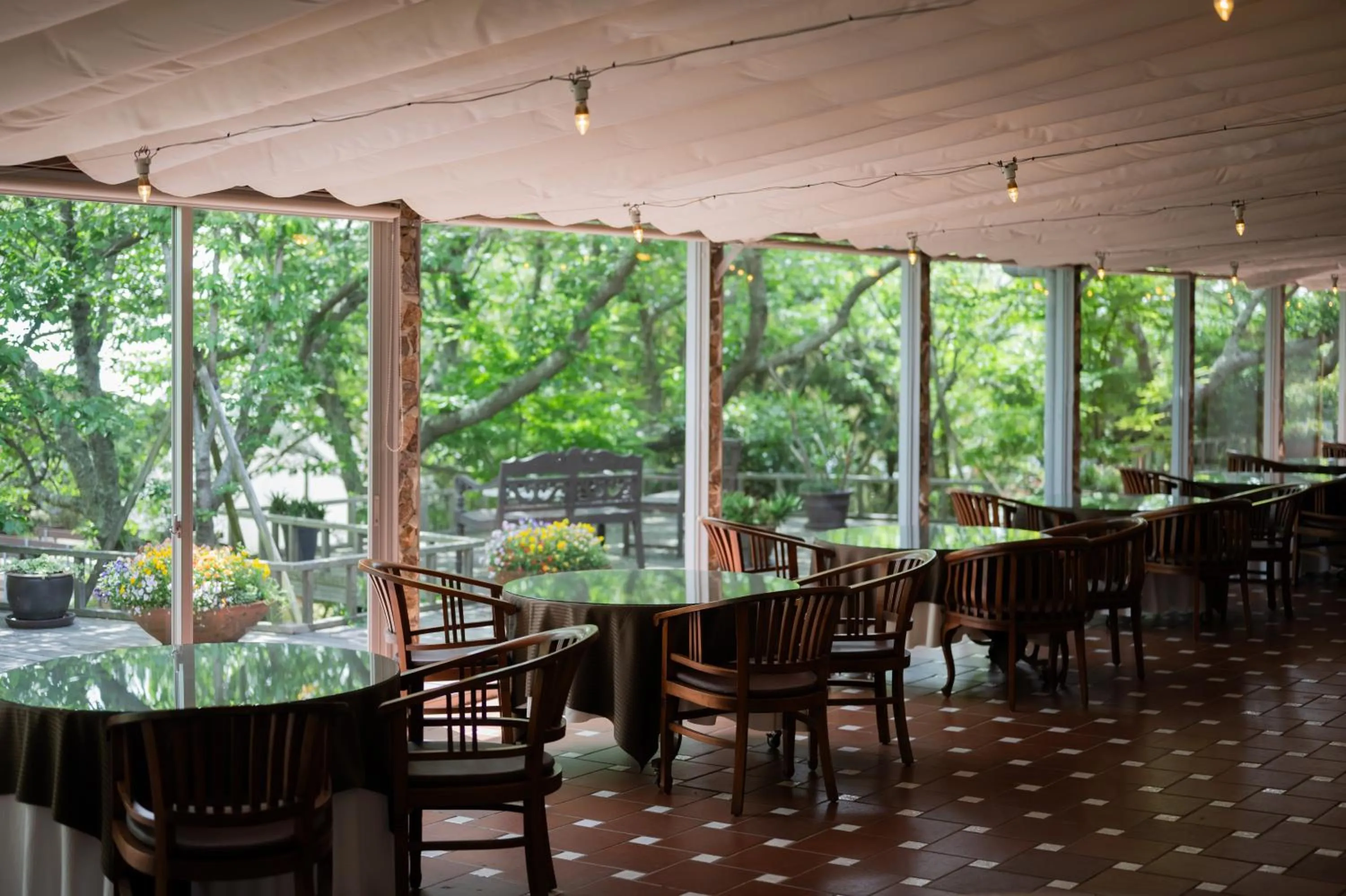 Day in Resort Hotel Moana Coast