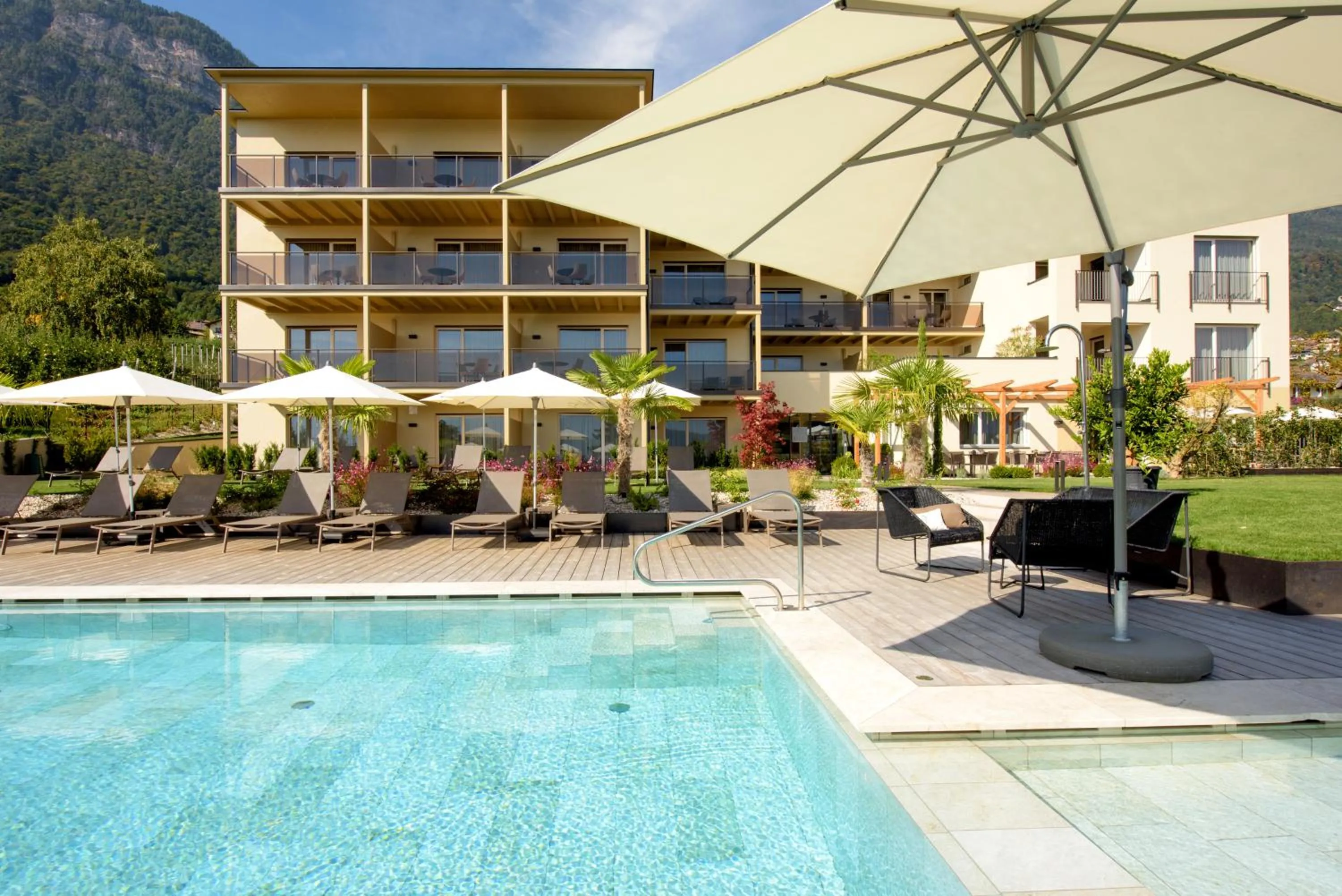 Facade/entrance in Brühl Suites&Residence