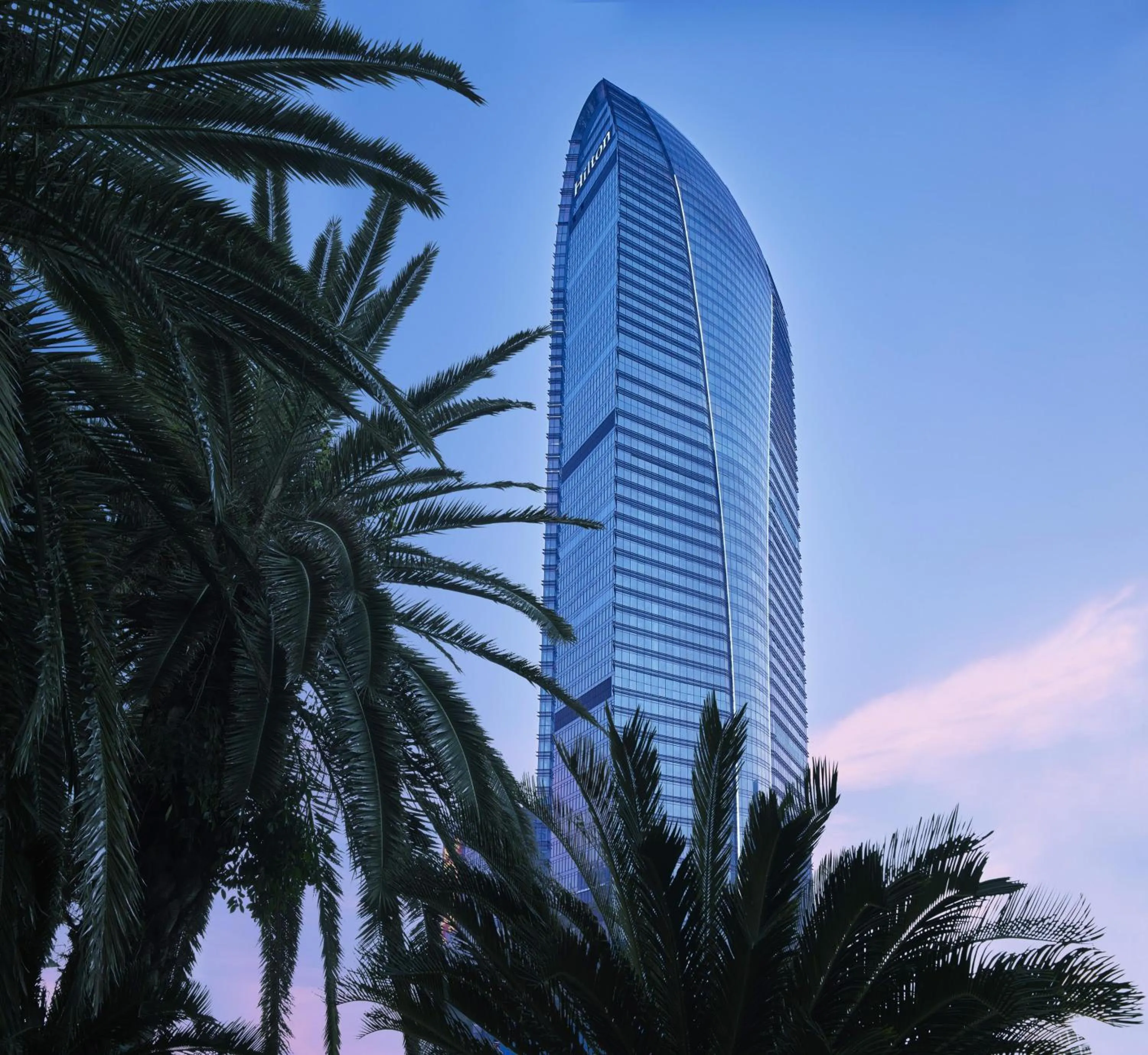 Property building in Hilton Haikou