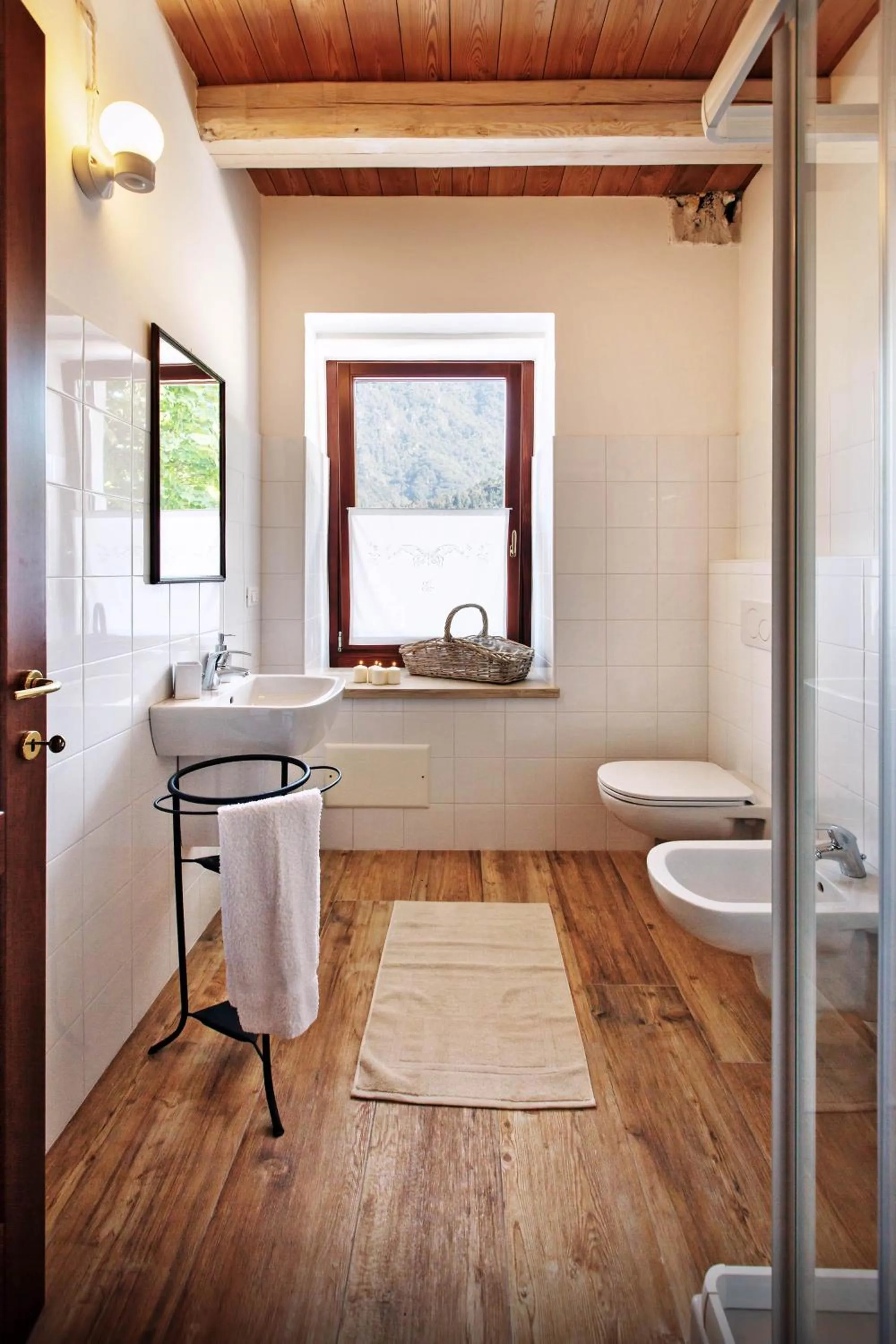 Bathroom in Albergo Diffuso "Col Gentile" Socchieve