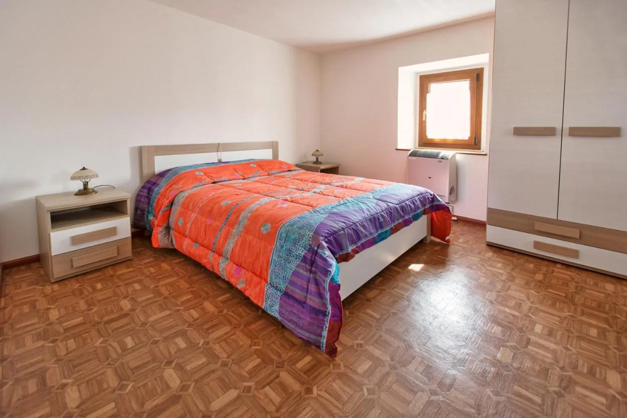 Photo of the whole room, Bed in Albergo Diffuso "Col Gentile" Socchieve