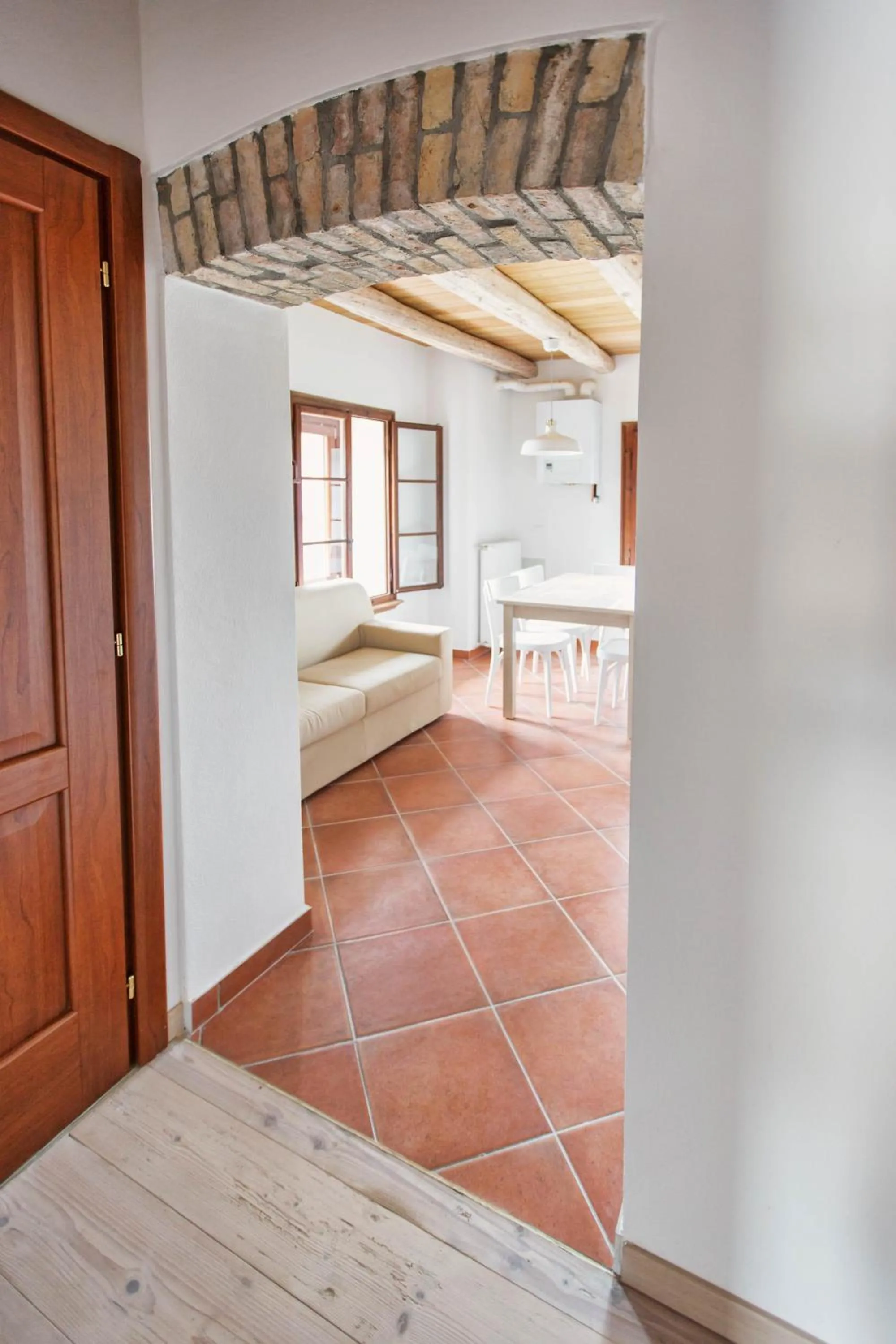 Decorative detail, Bed in Albergo Diffuso "Col Gentile" Socchieve