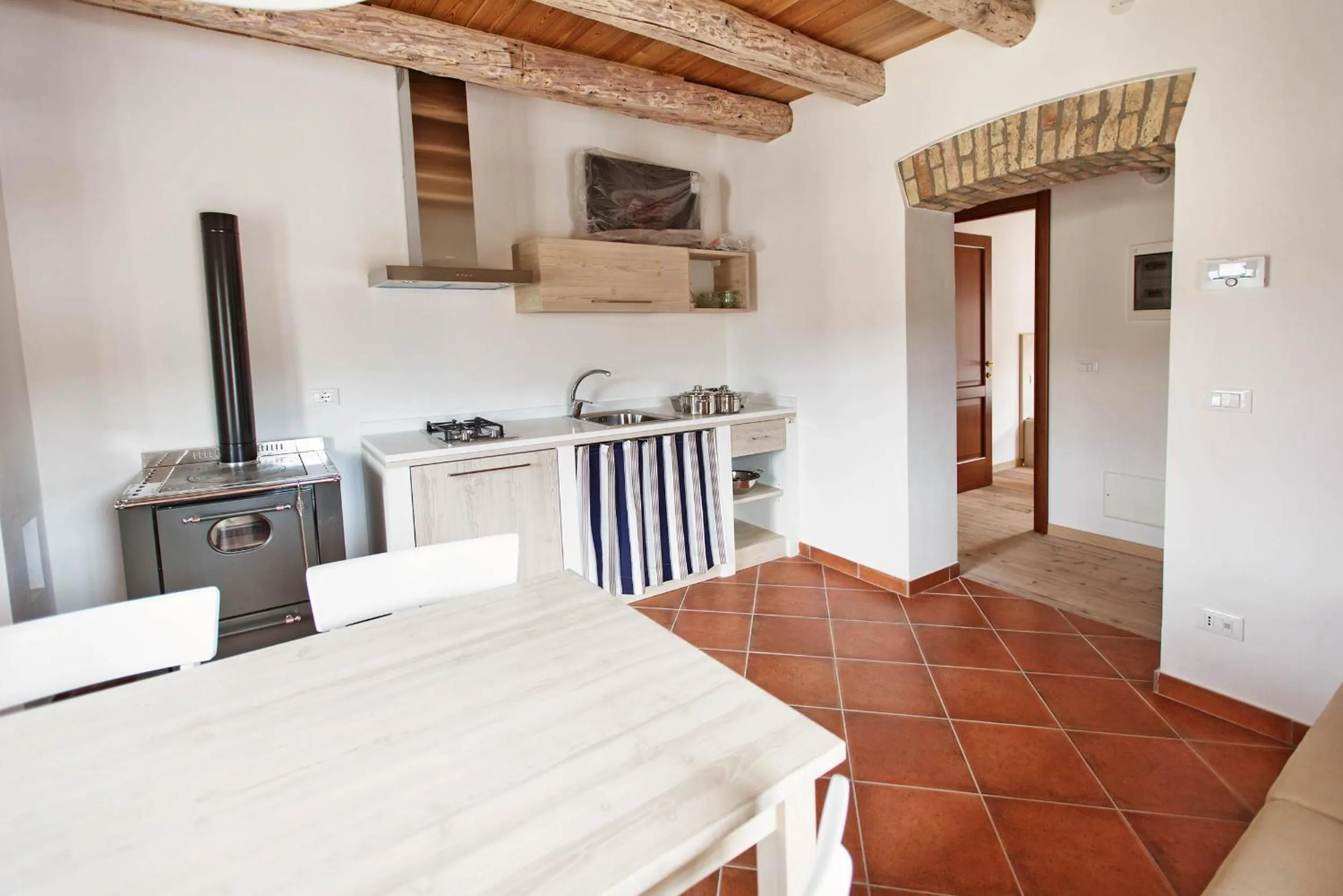 Kitchen or kitchenette in Albergo Diffuso "Col Gentile" Socchieve