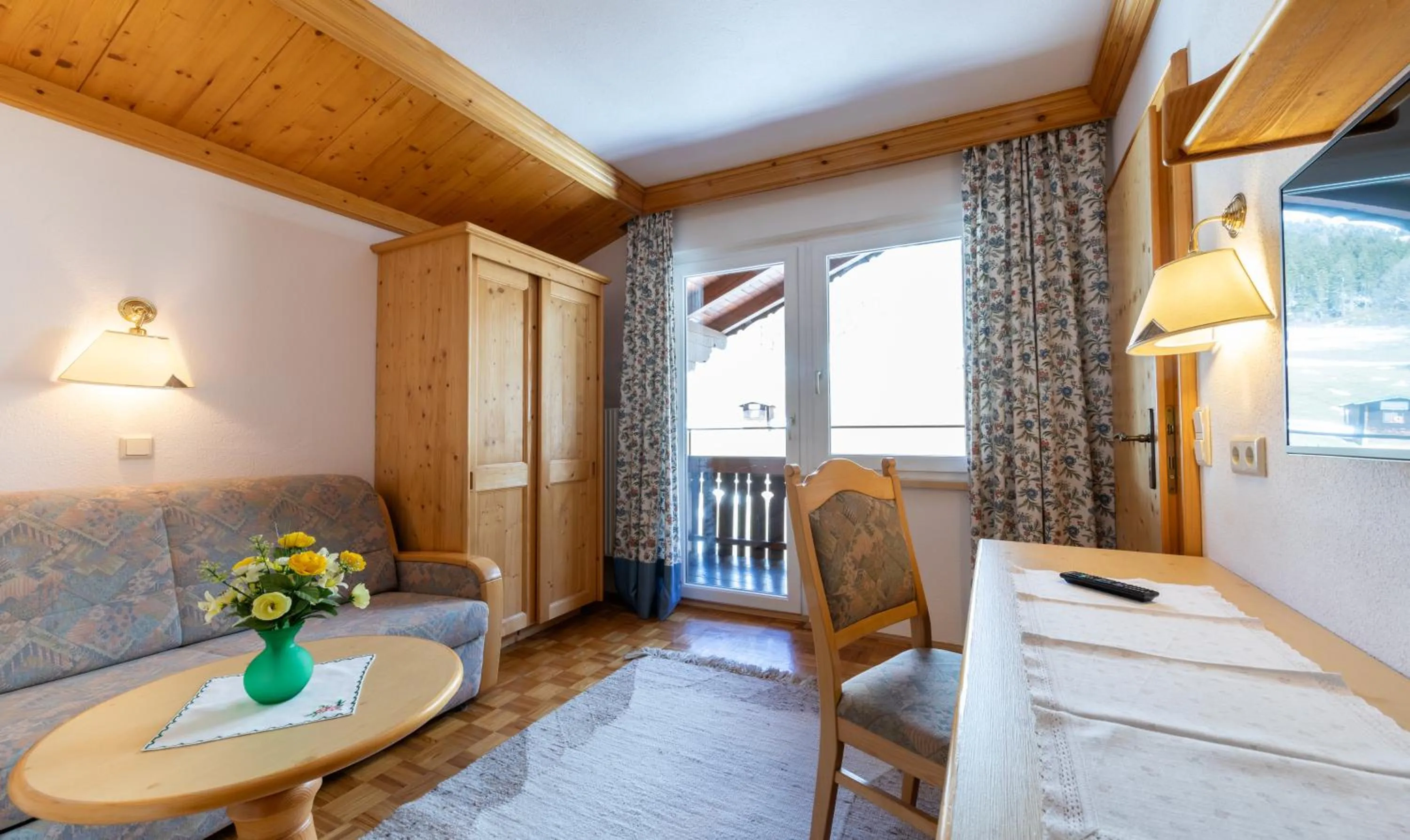 Living room in Alpenhof