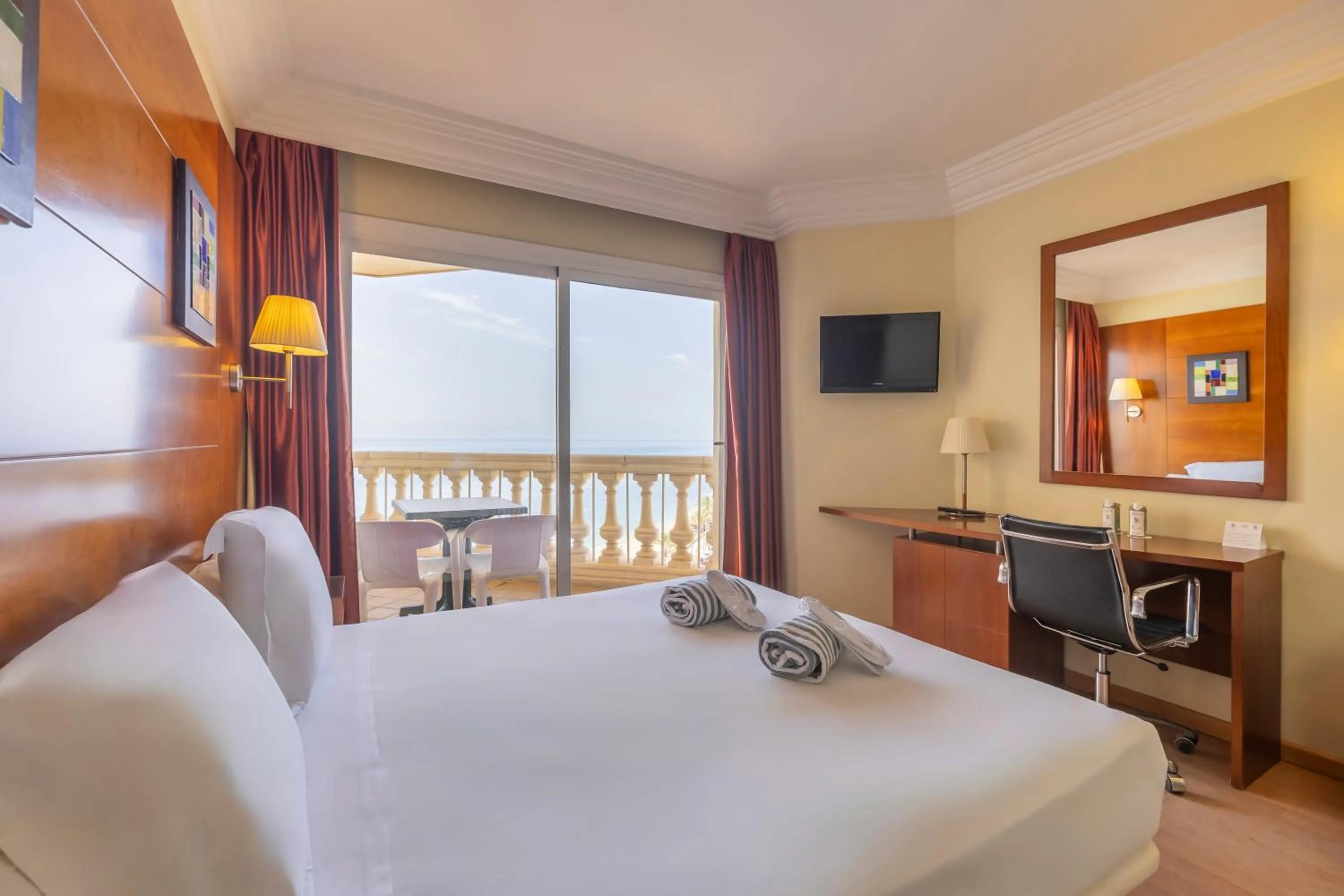 Bedroom, Bed in Hotel Moon Dreams Portomagno