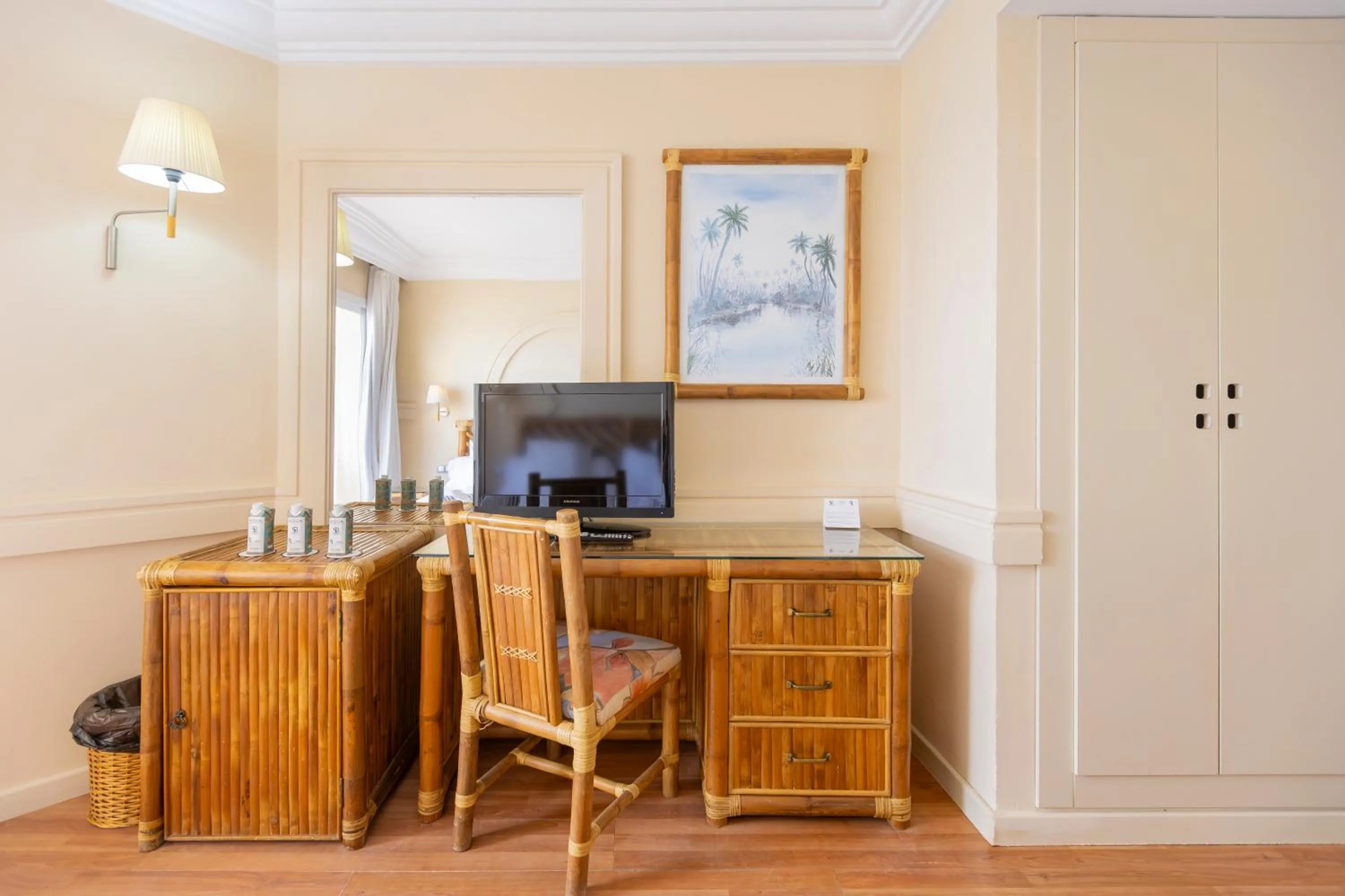 Bedroom in Hotel Moon Dreams Portomagno