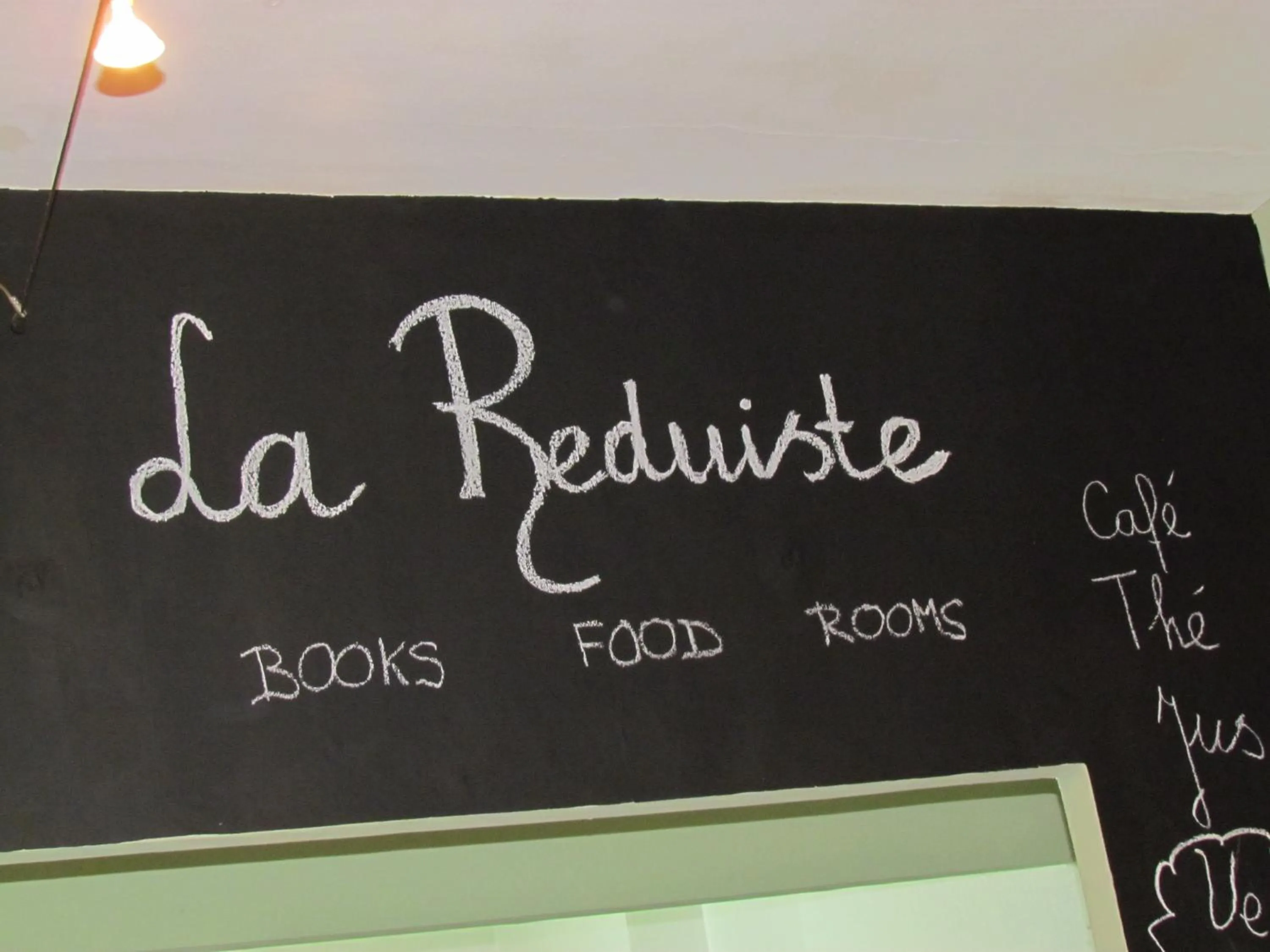 Property logo or sign in La Reduiste