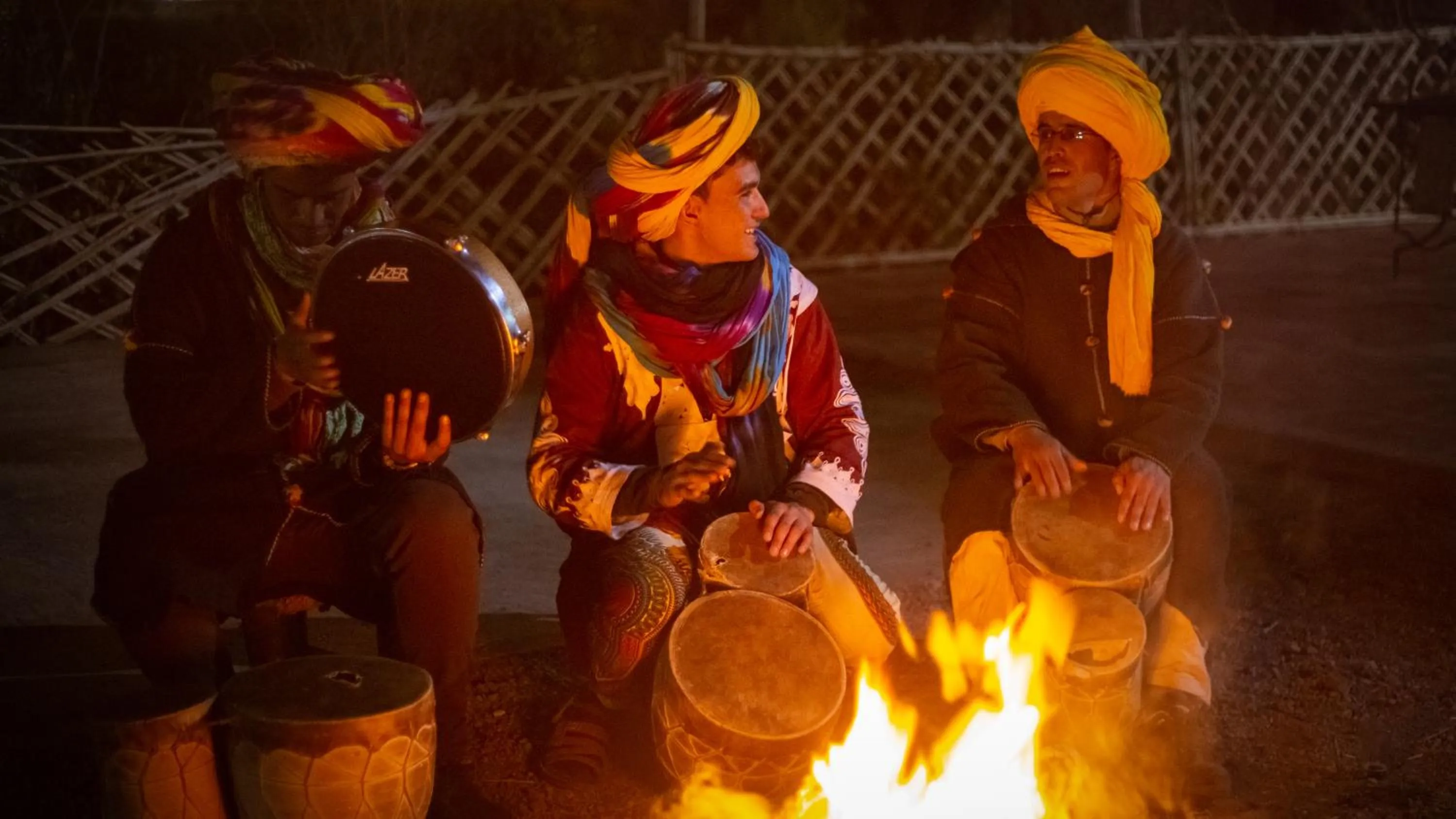 Evening entertainment in Ecolodge l'île de Ouarzazate
