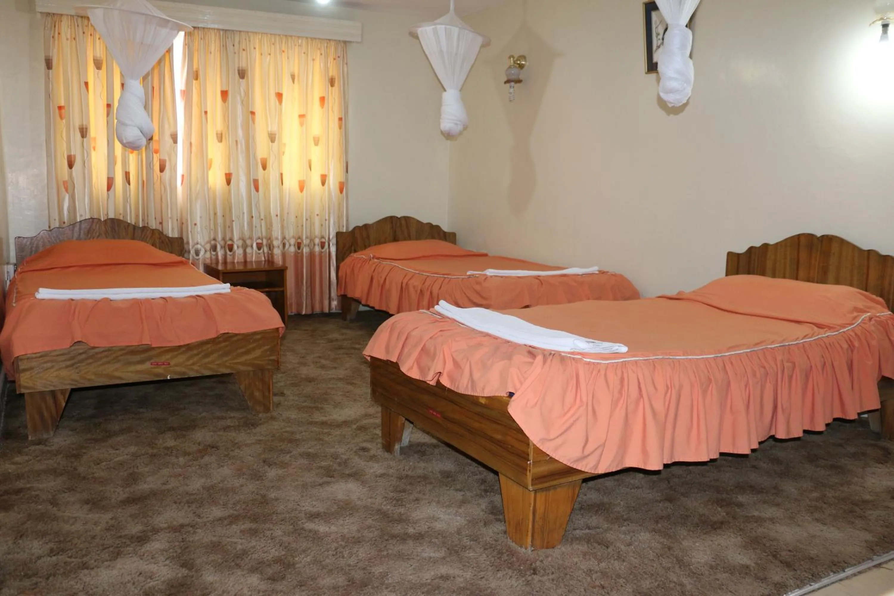 Property building, Bed in Adventist LMS Guest House & Conference Centre