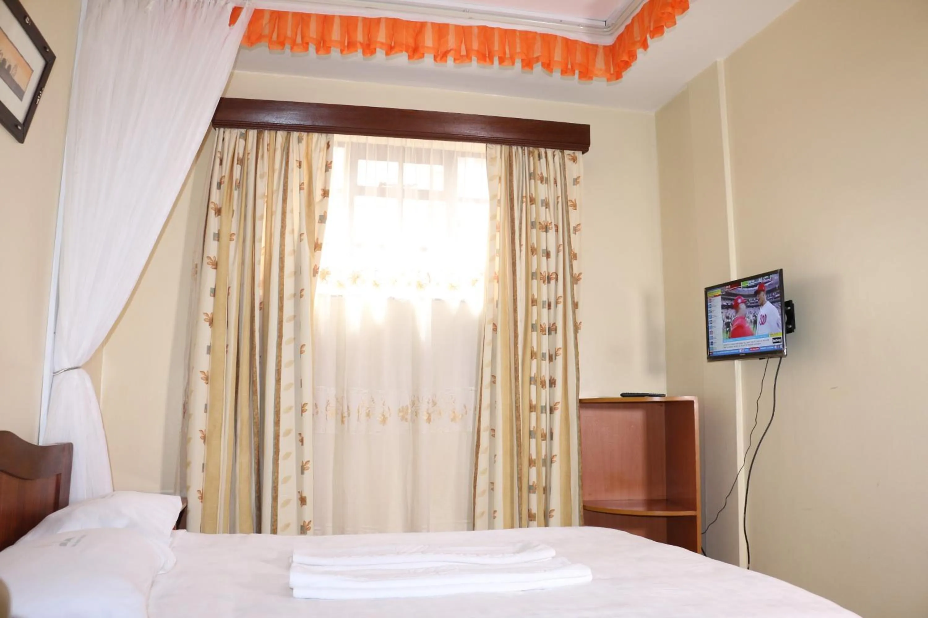 Property building, Bed in Adventist LMS Guest House & Conference Centre