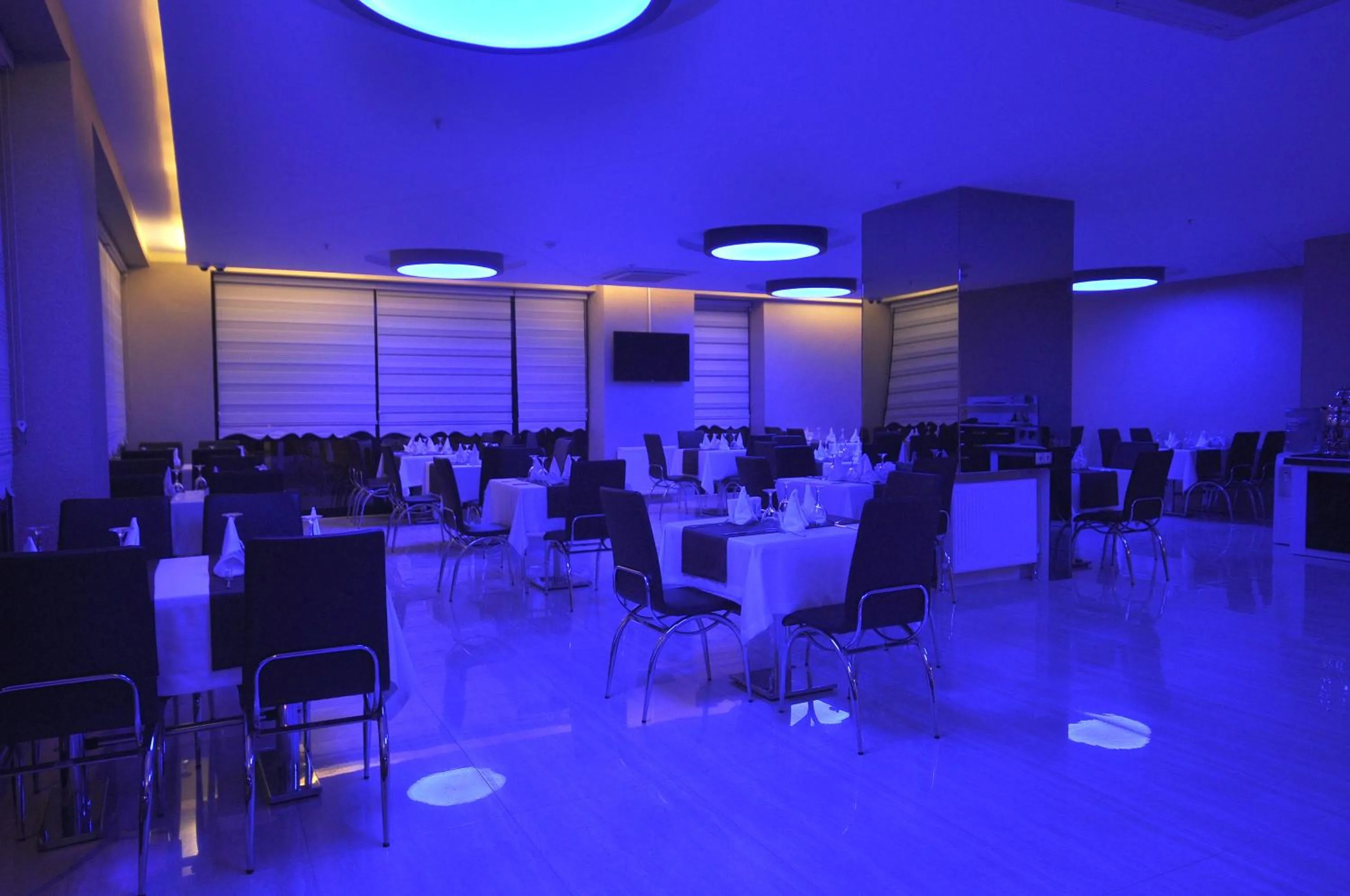 Restaurant/places to eat in Bupa Hotel