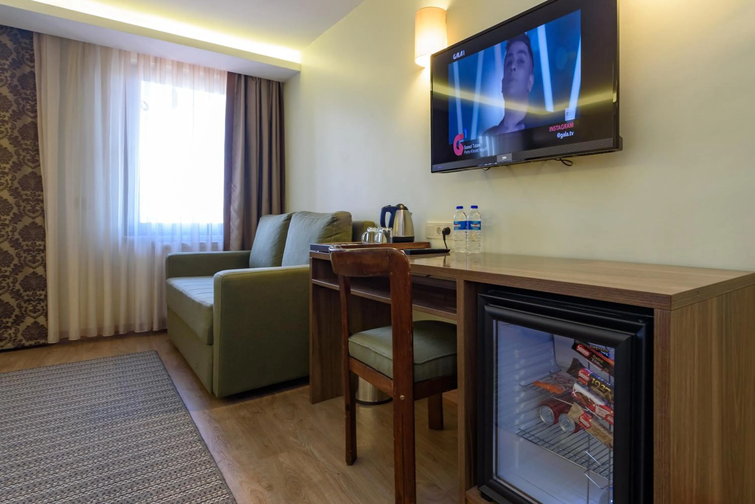 Coffee/tea facilities in Numi Hotel