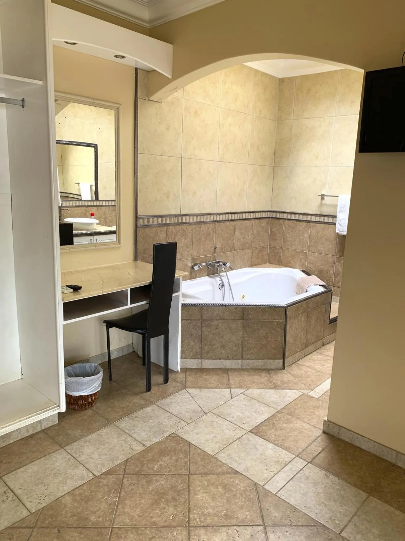 Bathroom in Almost Heaven