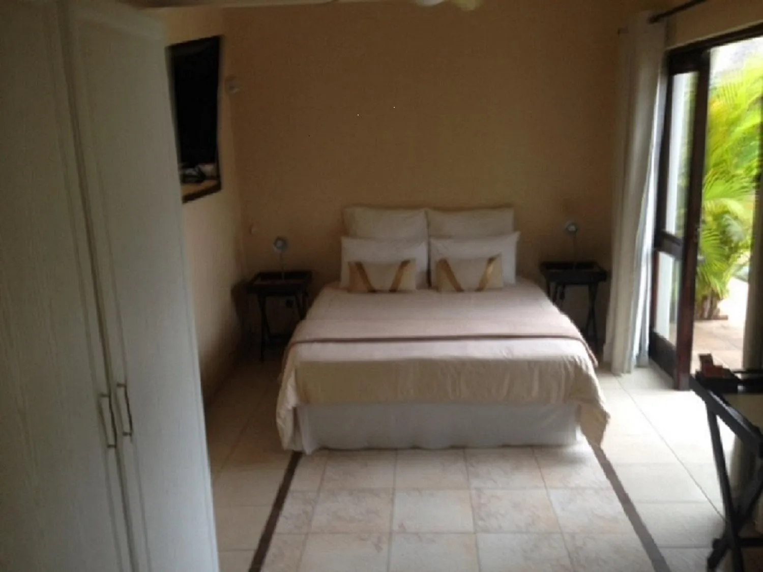 Property building, Bed in Almost Heaven