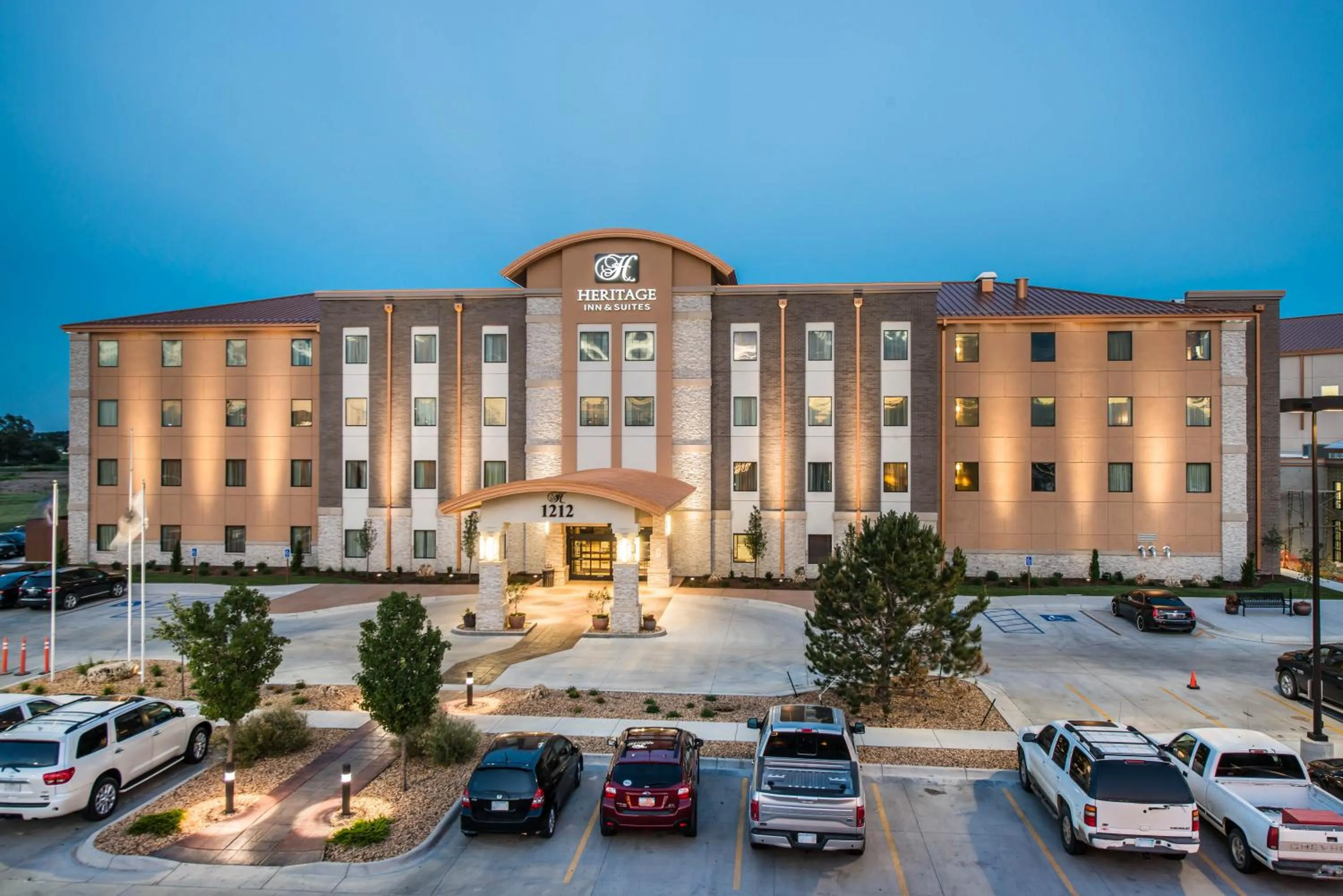 Property Building in The Heritage Inn & Suites, Ascend Hotel Collection