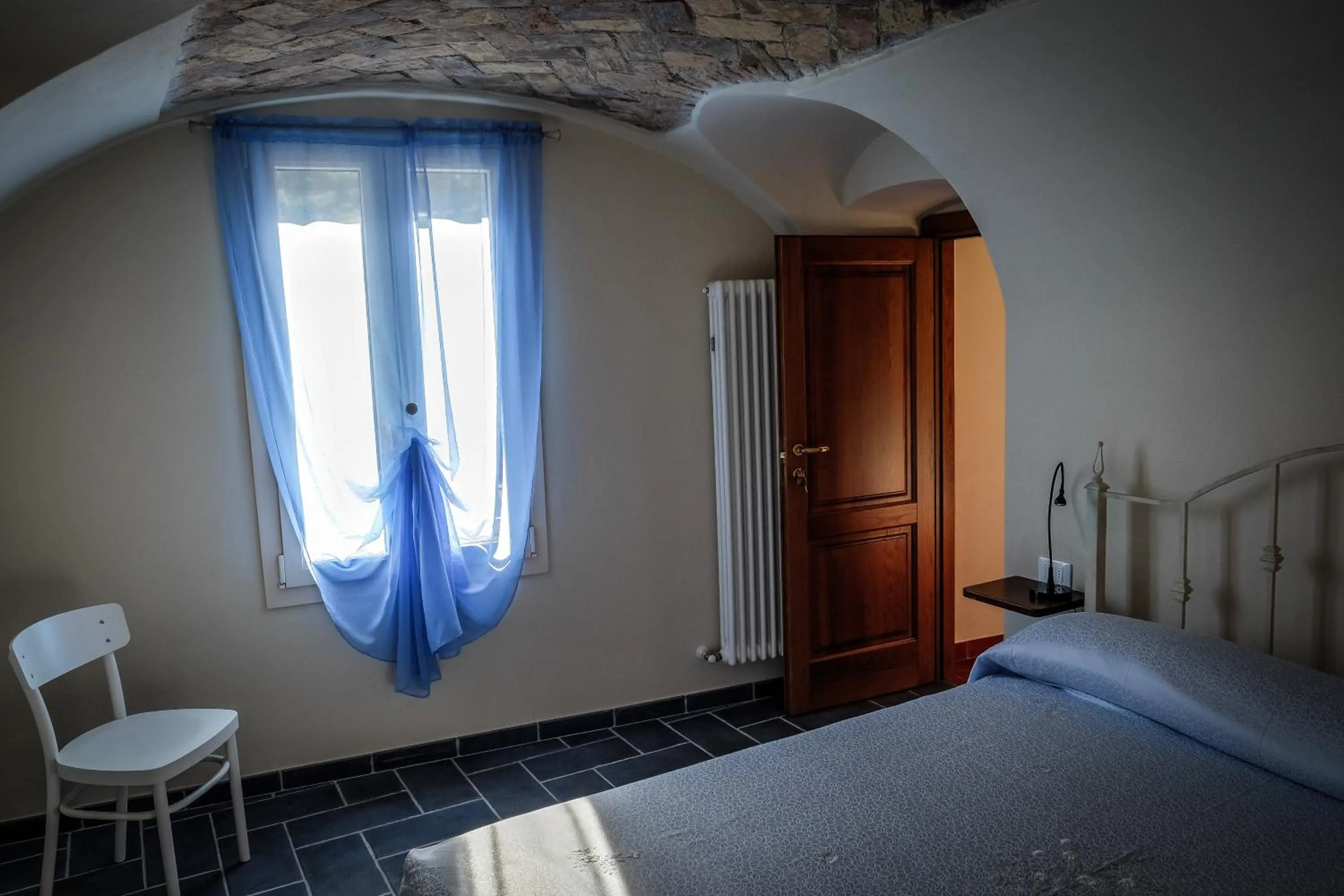 Bedroom, Bed in U Campanin