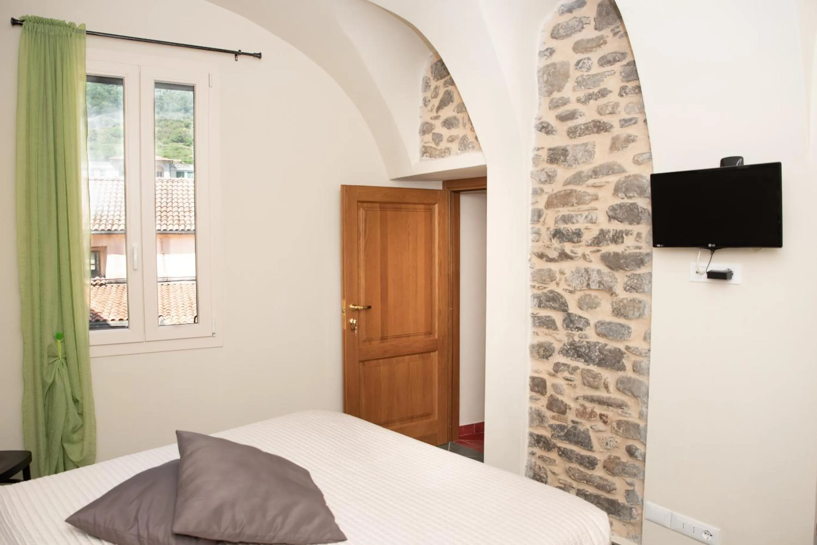 Bedroom, Bed in U Campanin