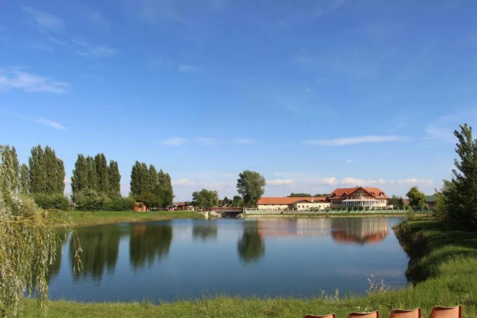 Fishing in La Curia Panzió
