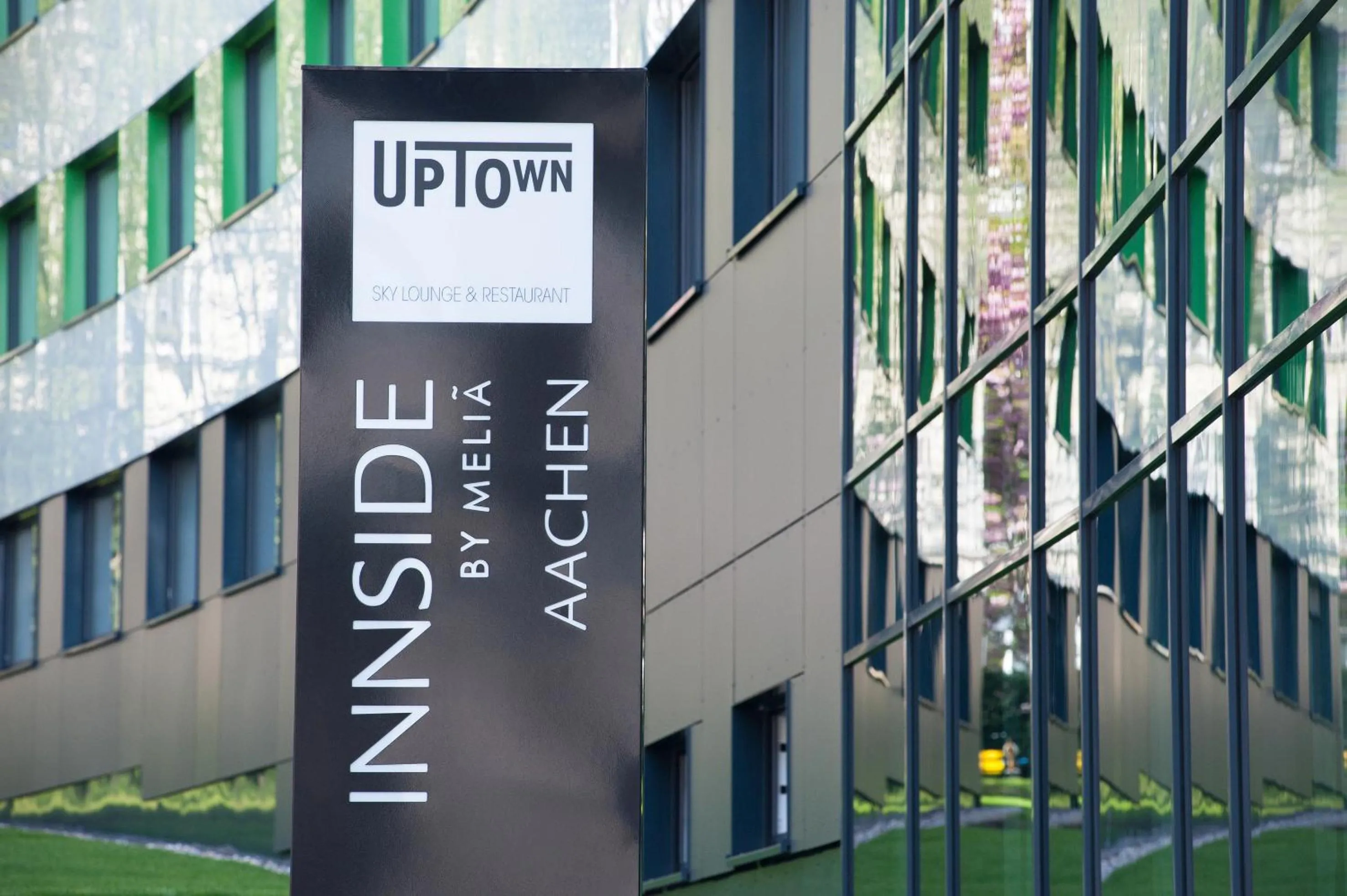 Facade/entrance in INNSiDE by Meliá Aachen