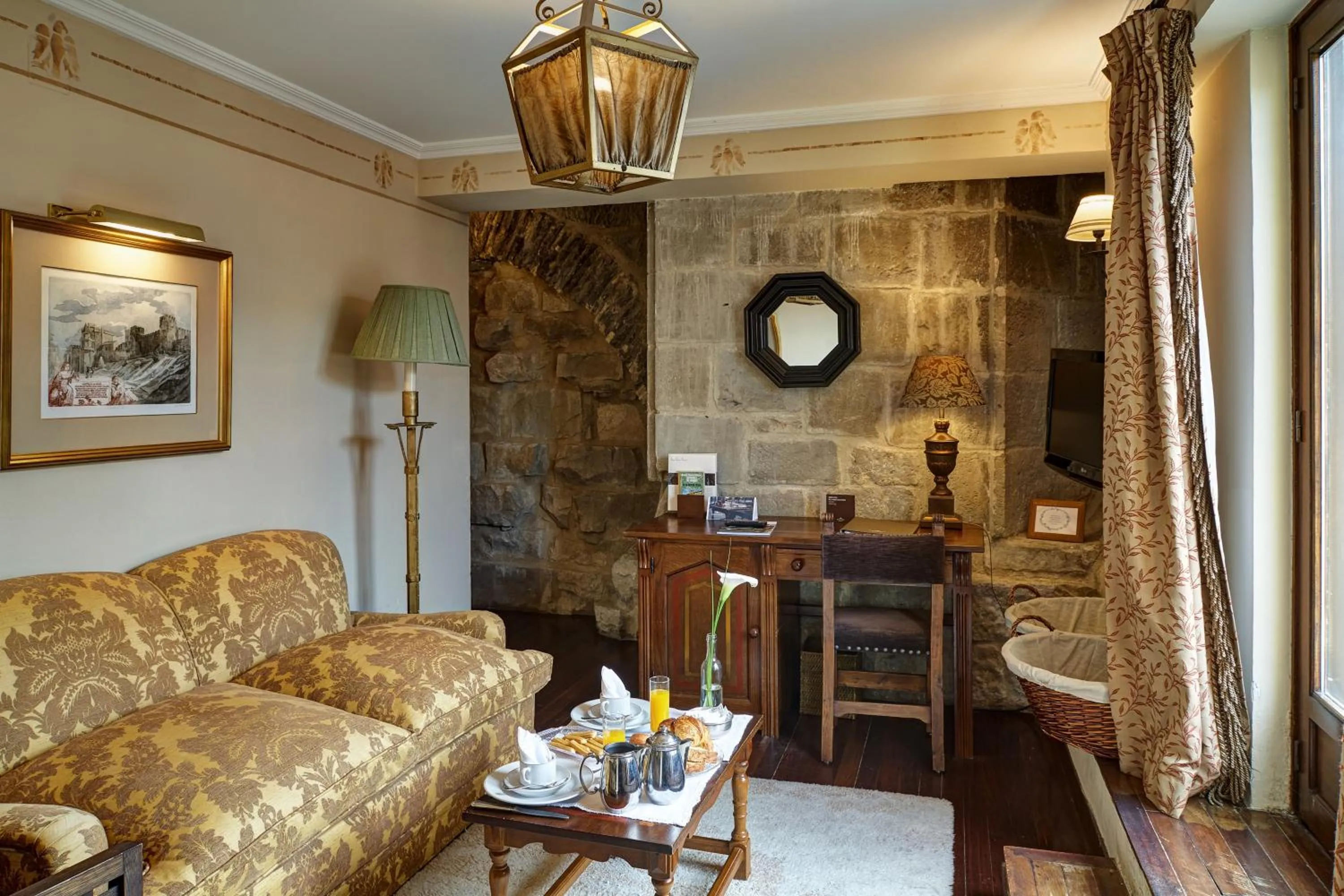 Decorative detail in Parador de Olite