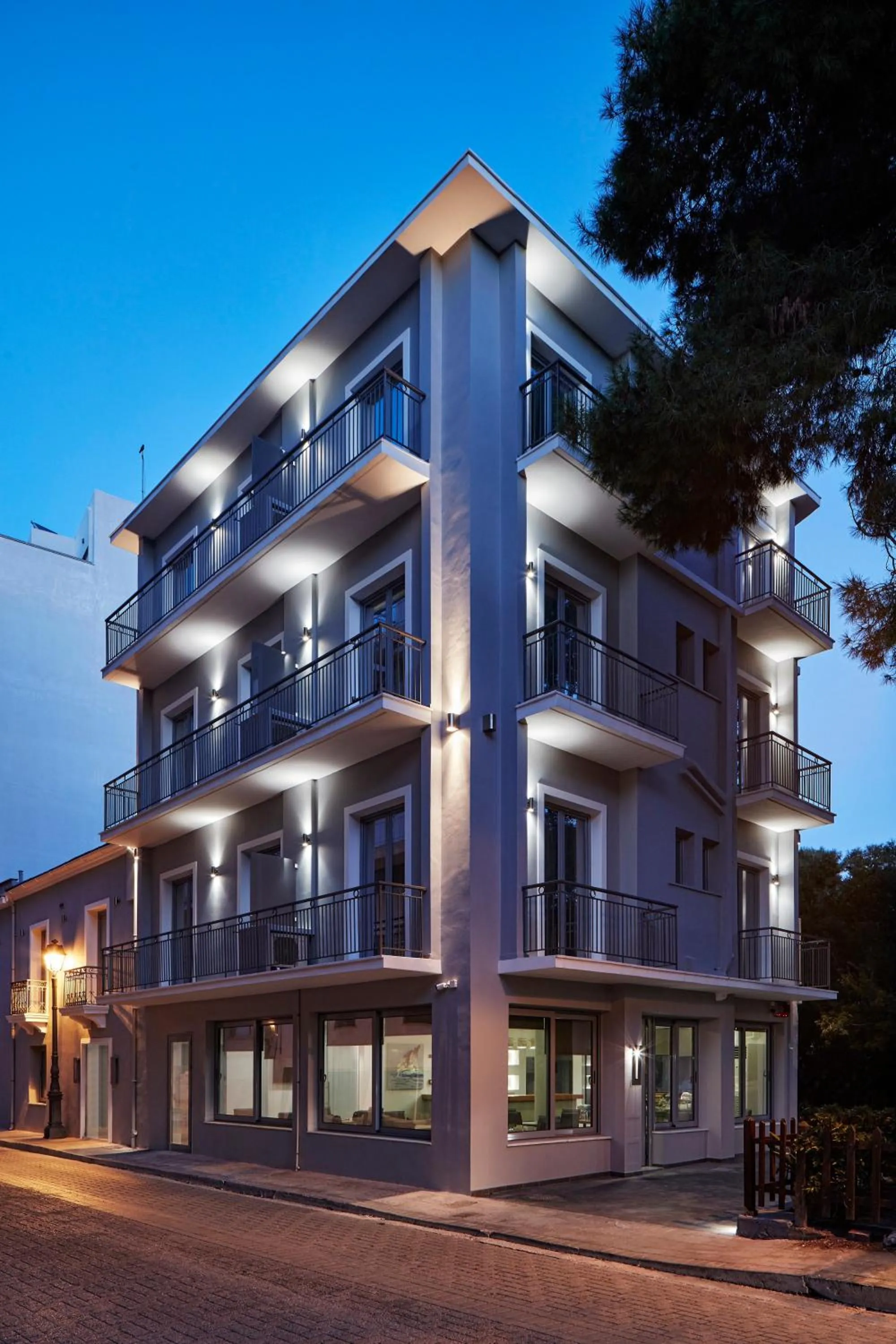 Facade/entrance in The Gardens Gallery Hotel