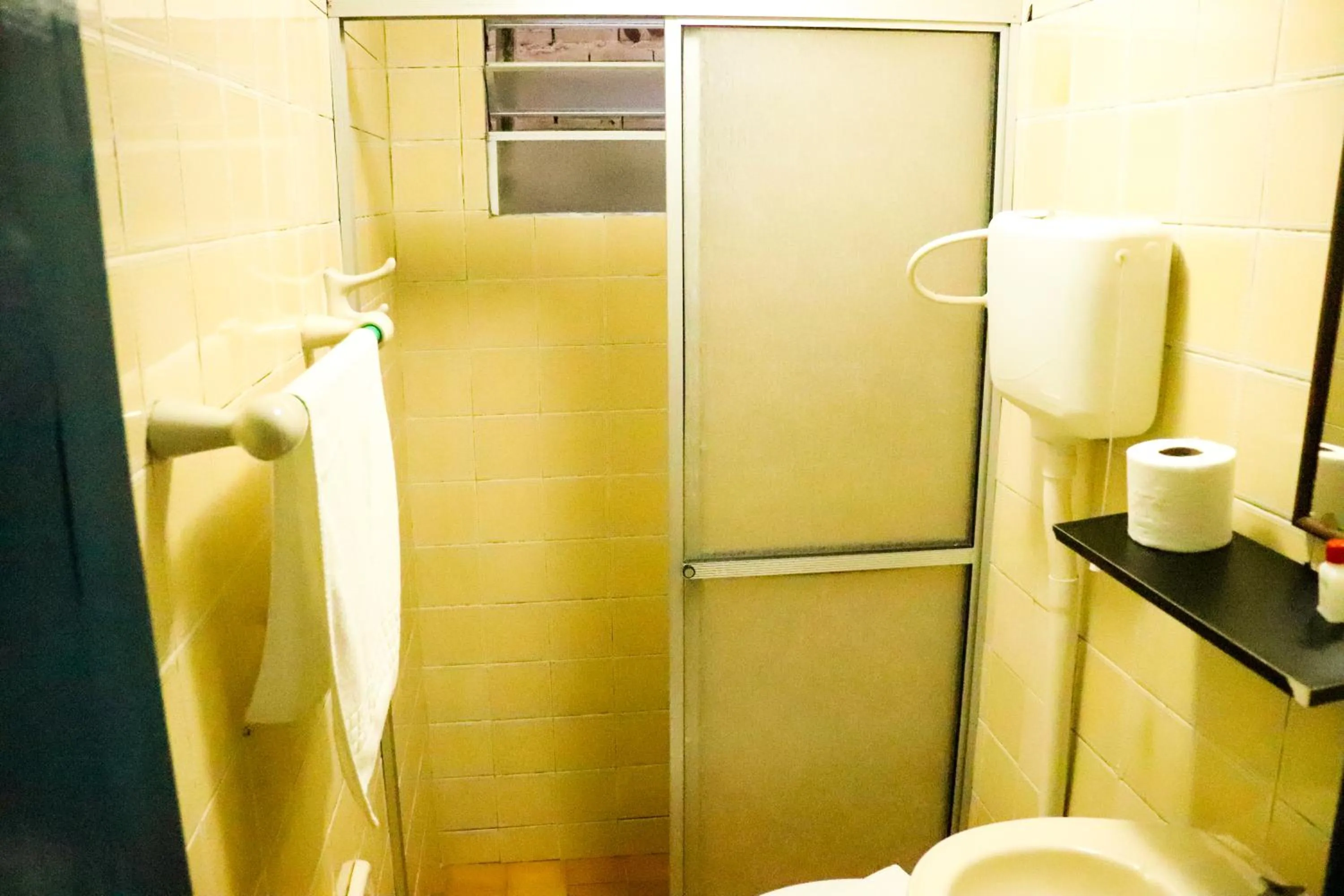 Bathroom in Pousada Tia Leonor