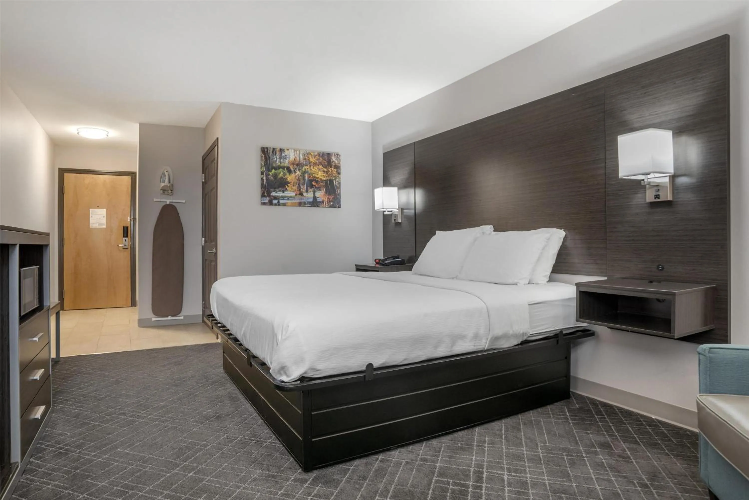 Bedroom, Bed in SureStay Plus by Best Western St. James Donaldsonville