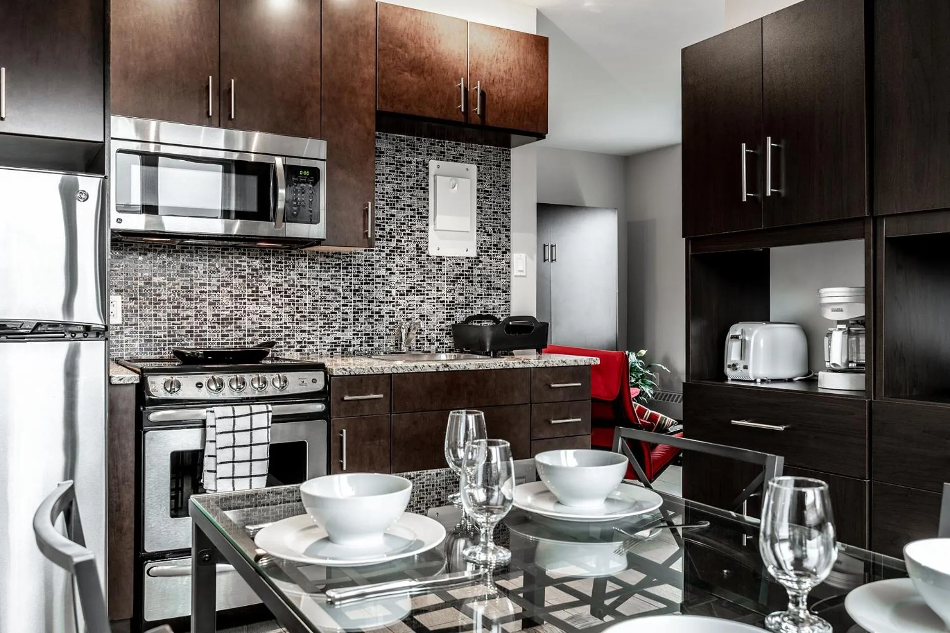 Kitchen or kitchenette in Cjour Apartments
