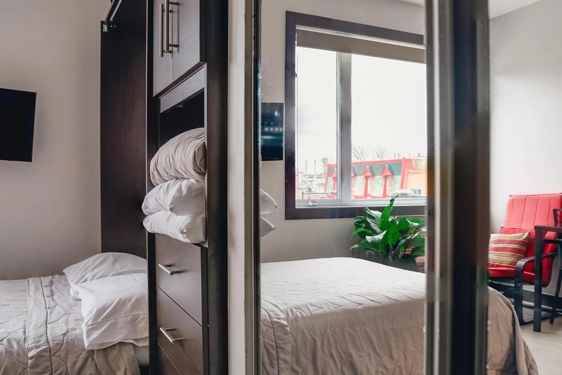 Bedroom, Bed in Cjour Apartments