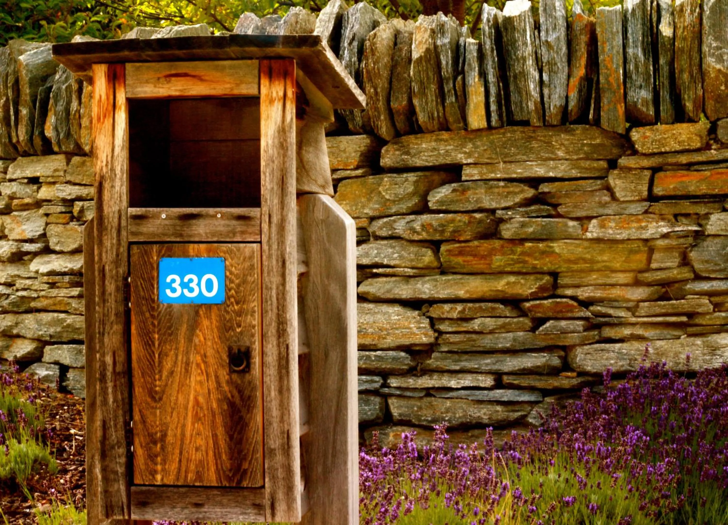 Decorative detail in Three Thirty B & B