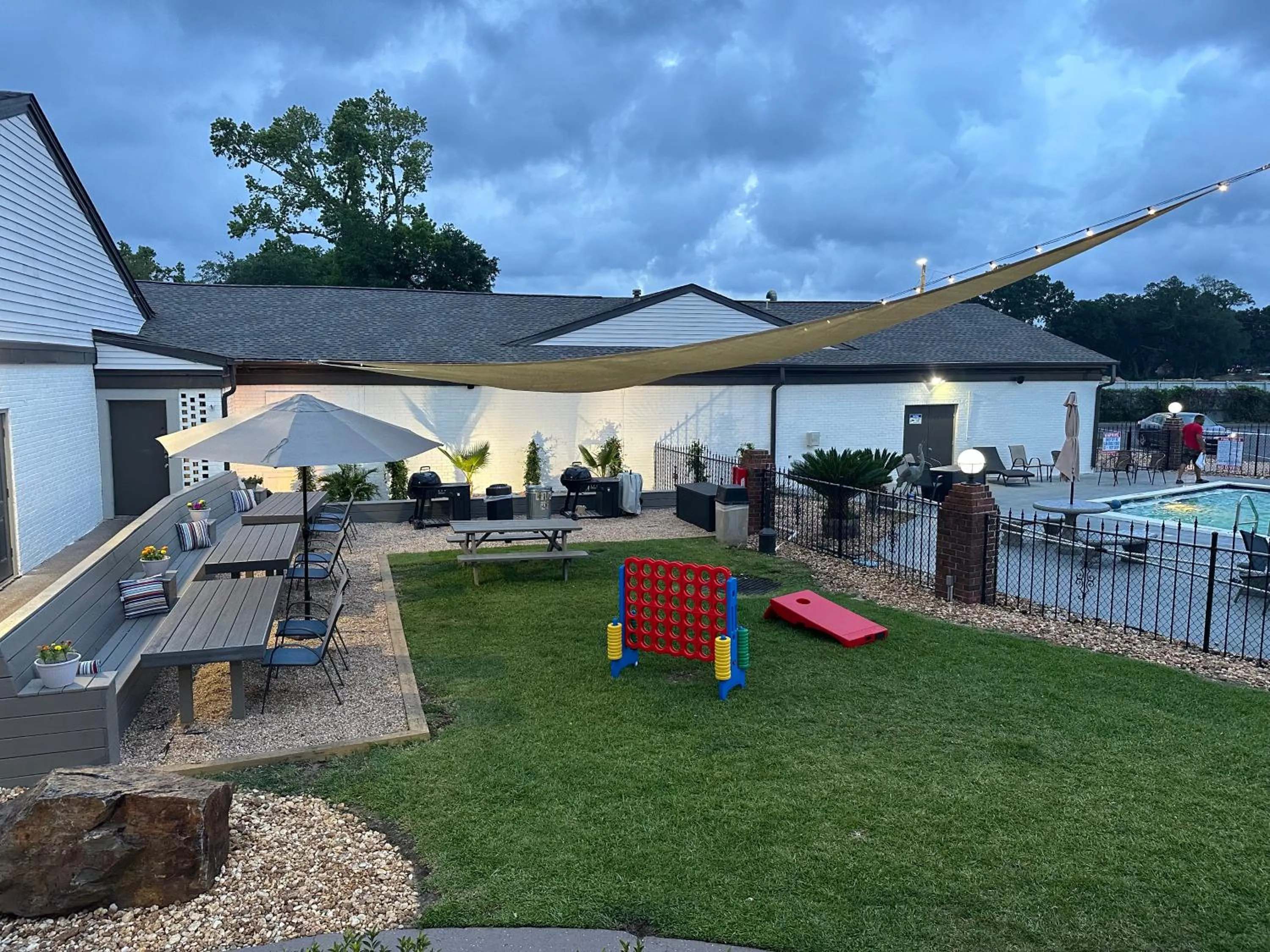 At Home Inn - Pensacola