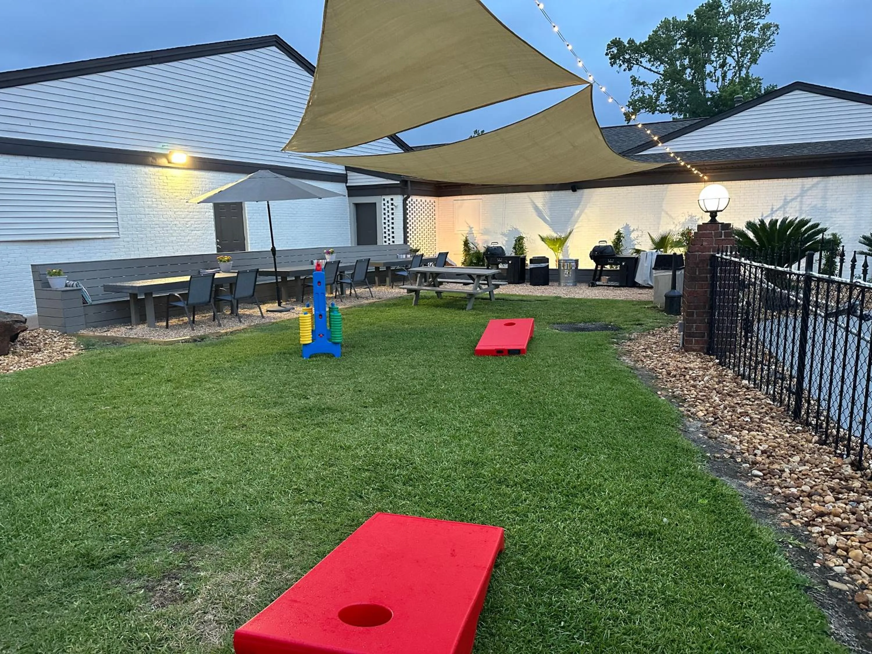 Garden in At Home Inn - Pensacola