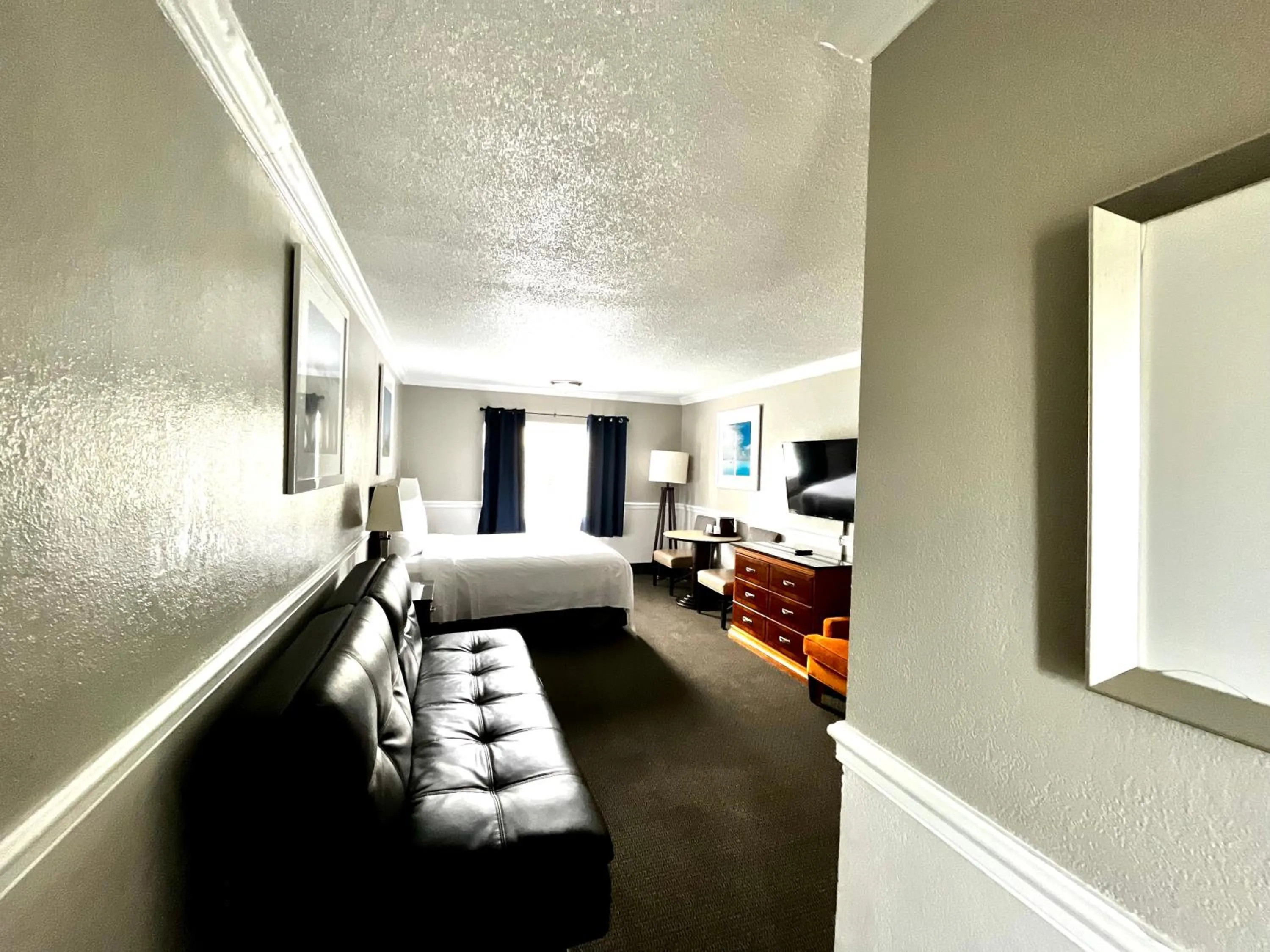 Bed in At Home Inn - Pensacola